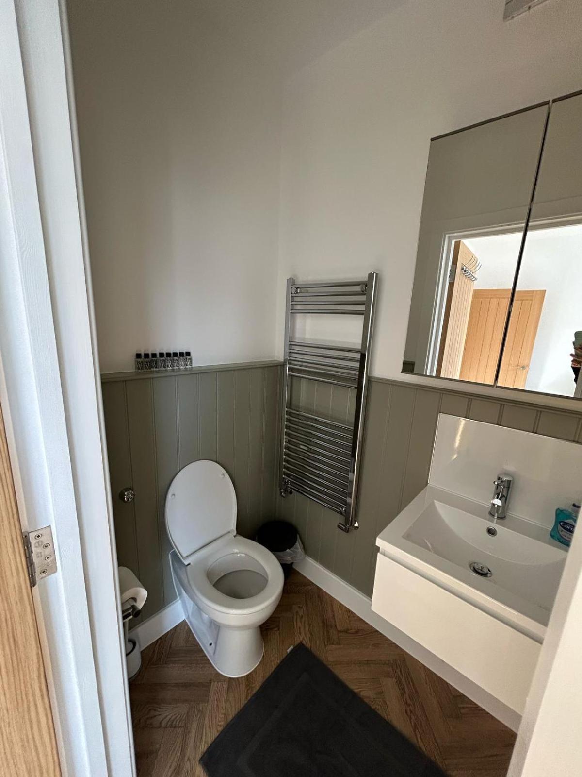 2 Bedroom Flat Pimlico Apartment *