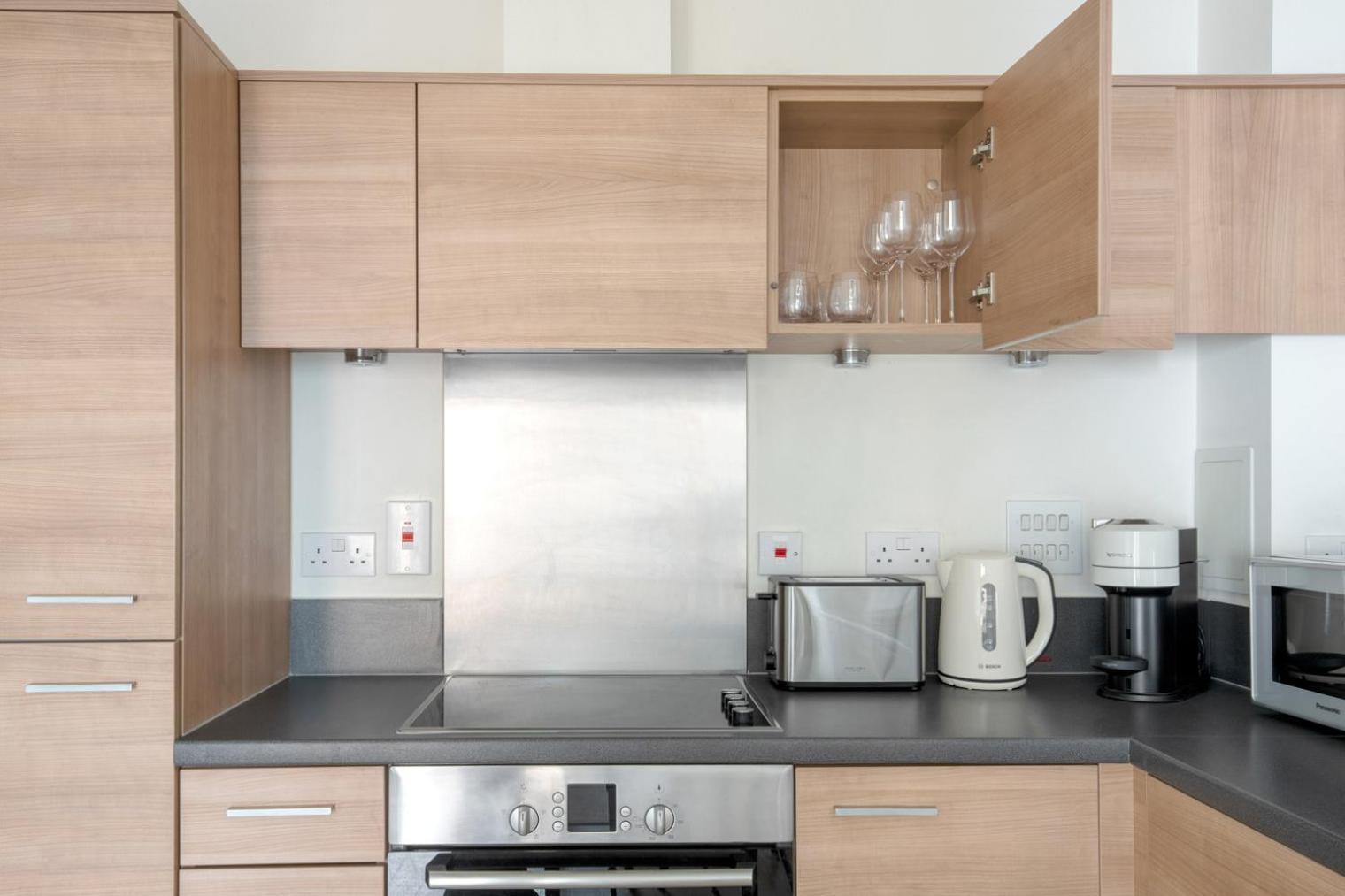 Blueground Limehouse Balcony Nr Tube Lon-227 * London