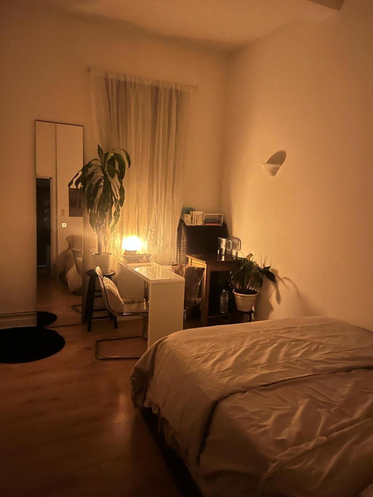 Pensión Cosy Private With Shared Bathroom Facilities Londres