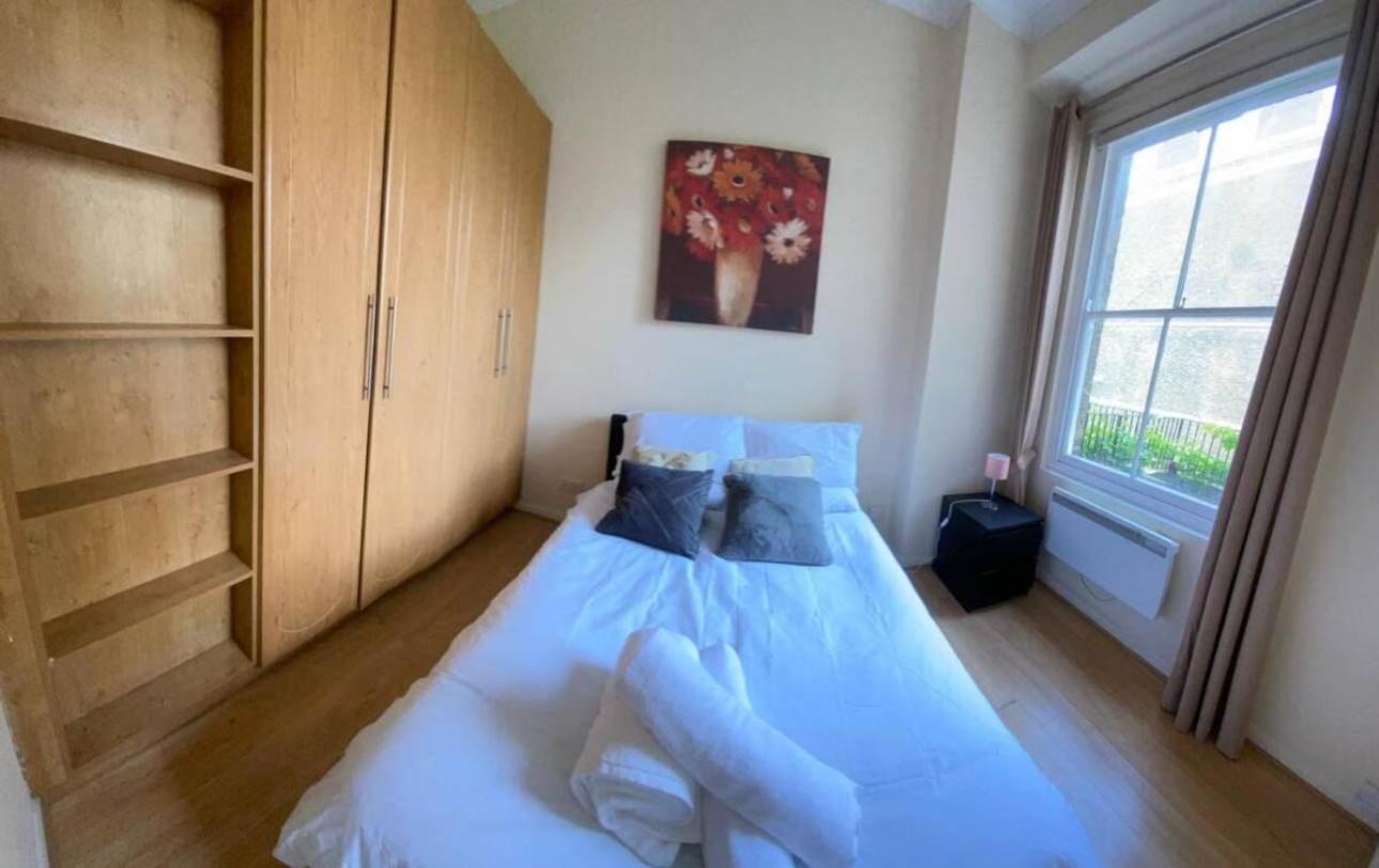 Elegant Chelsea One Bed Londen