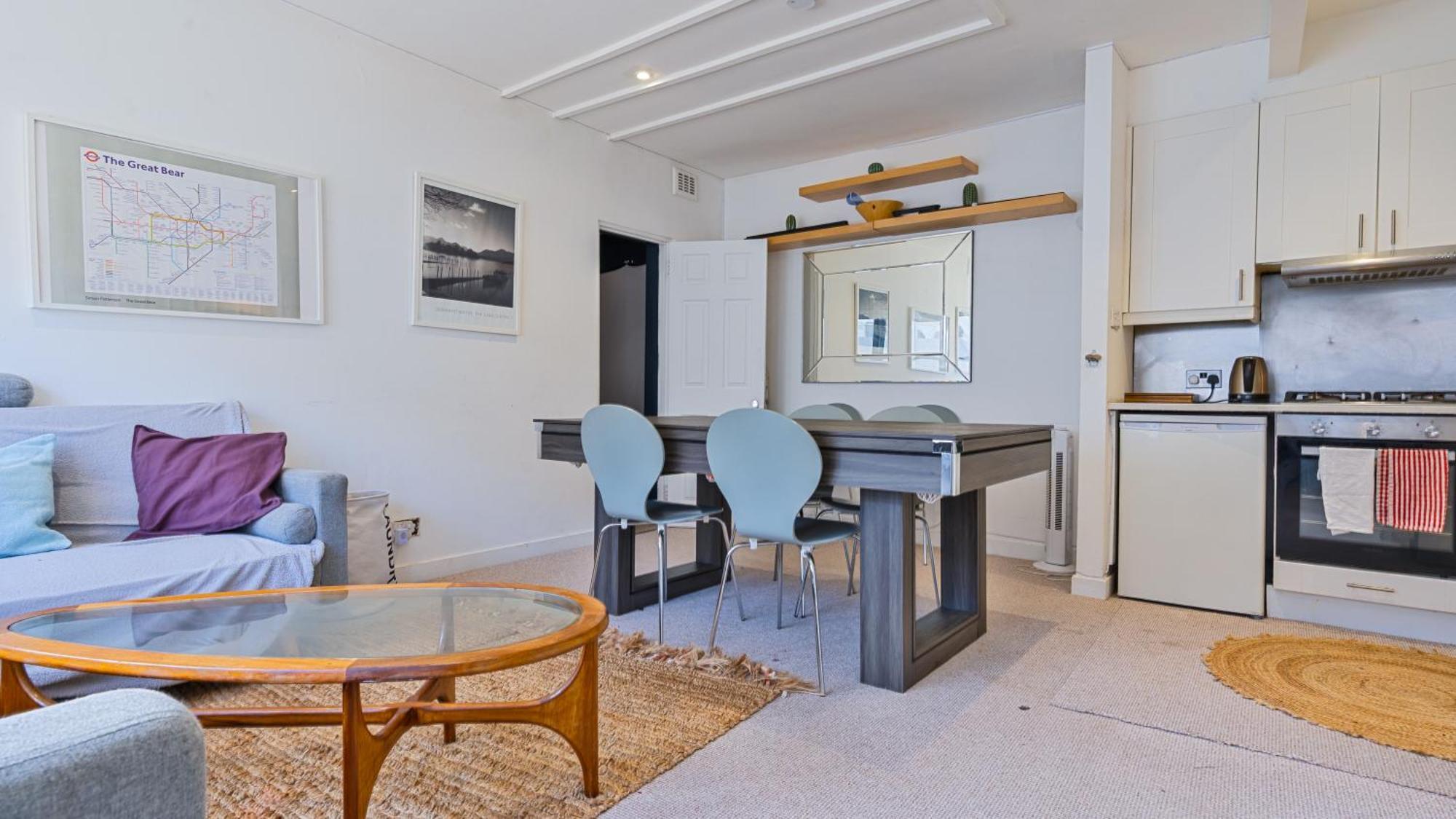Holiday home Pool Table Stylish 3 Bedroom House Long Term