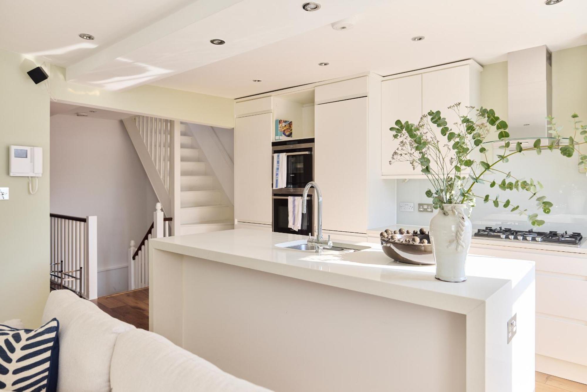 The Notting Hill Hideout - 2bdr Londen
