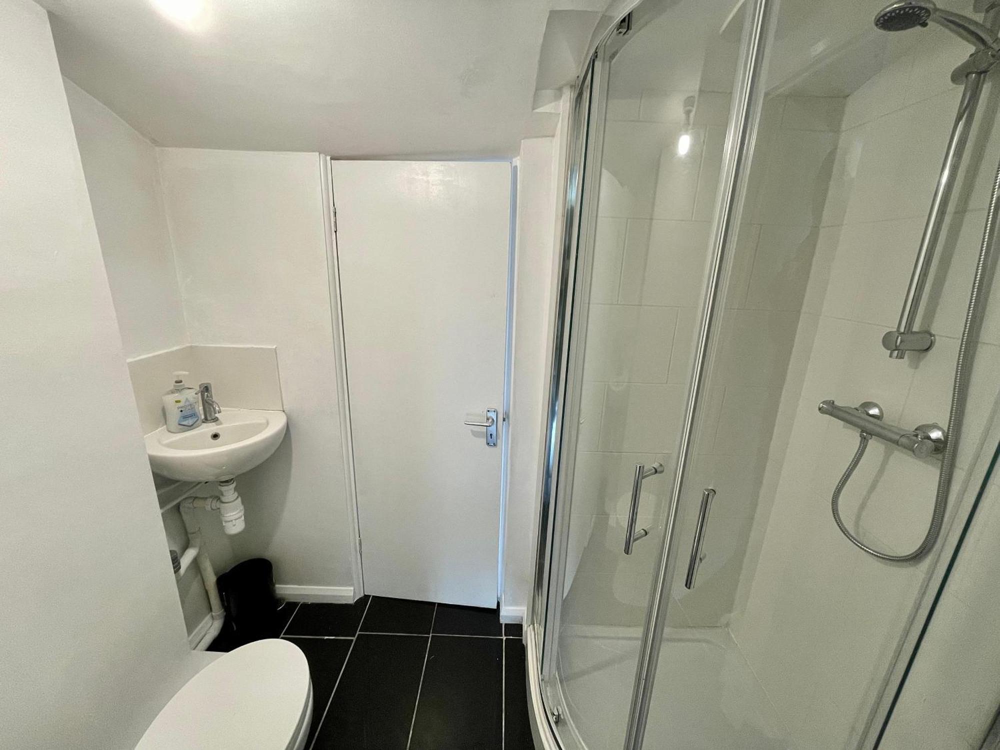 Eejs Charming 6 Bedroom - With Large Garden Hostel Londen