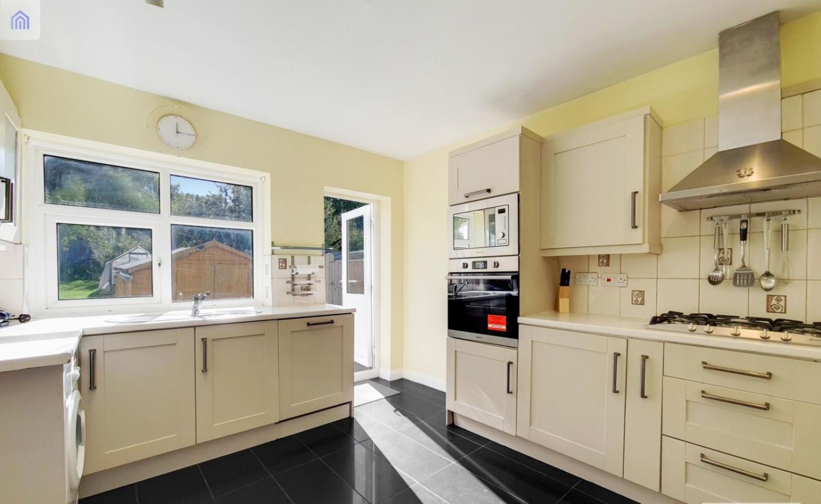 Eejs Charming 6 Bedroom - With Large Garden * Londen