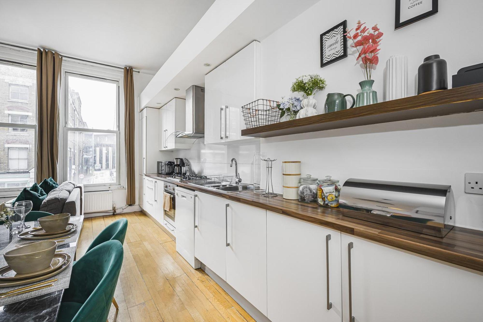 Great Eastern 1 By Artsy Apartment *