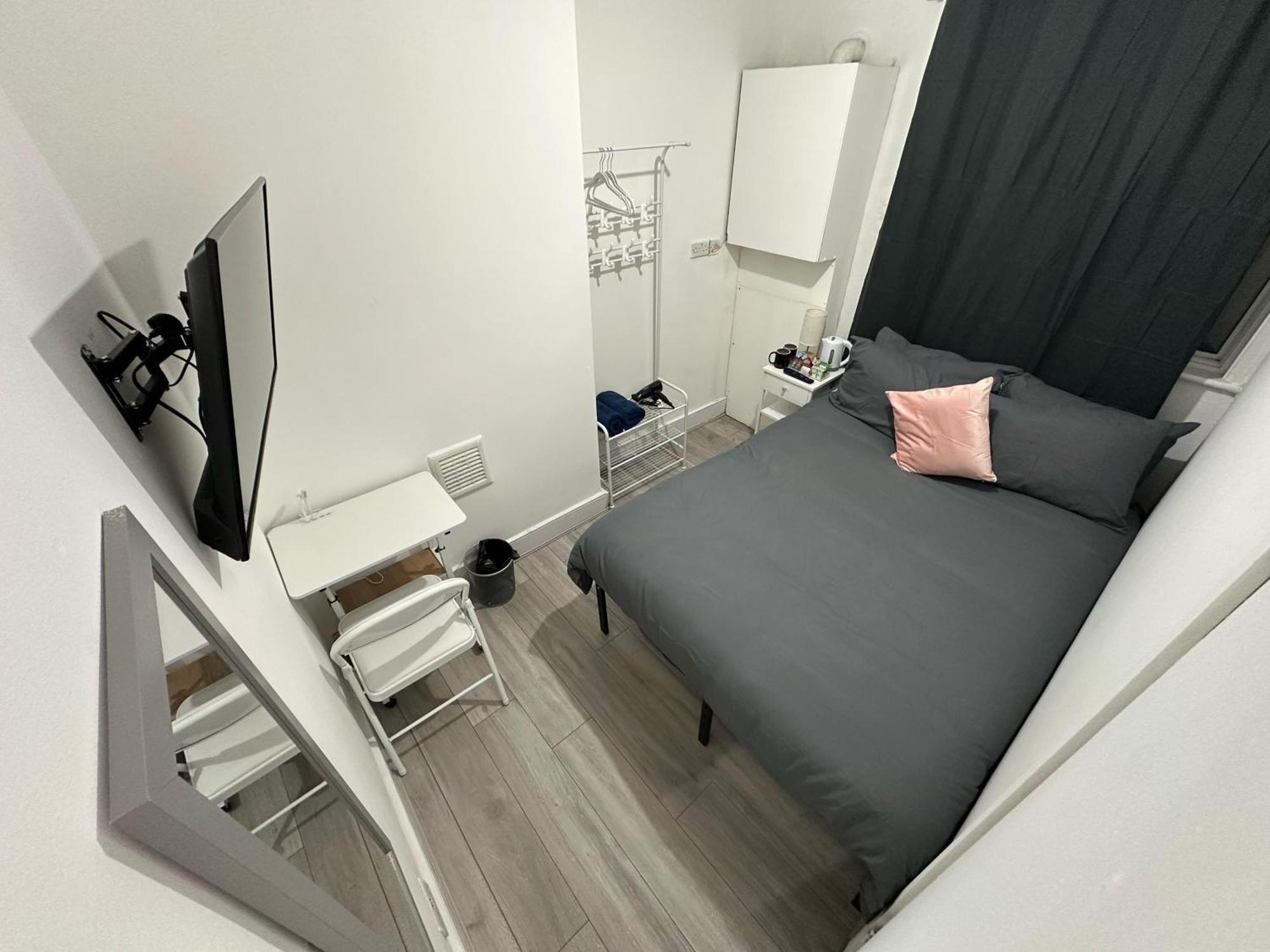 3 Stamford Hill Homestay London