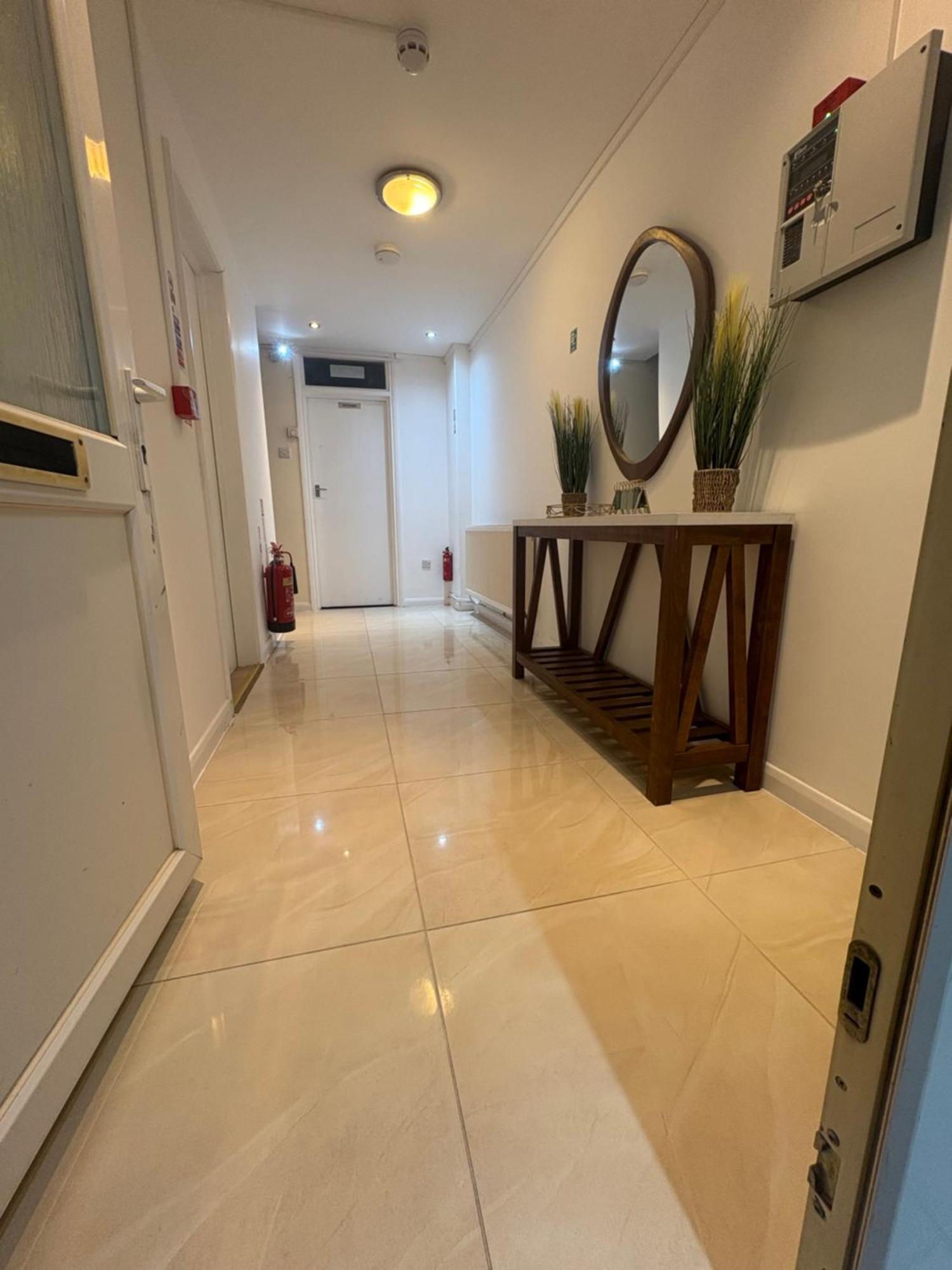 Decosy Bed & Breakfast London