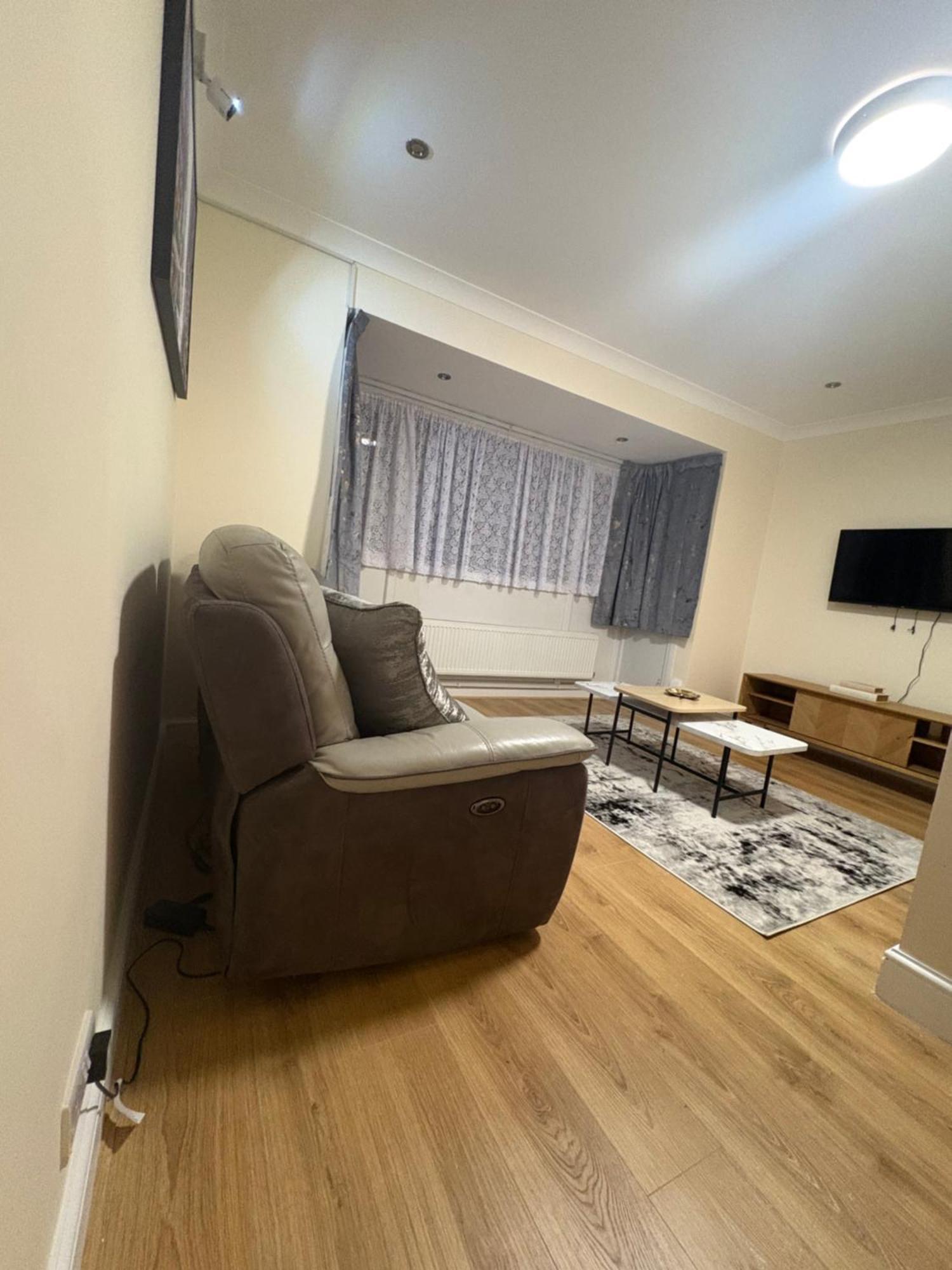 Bed & Breakfast Decosy London