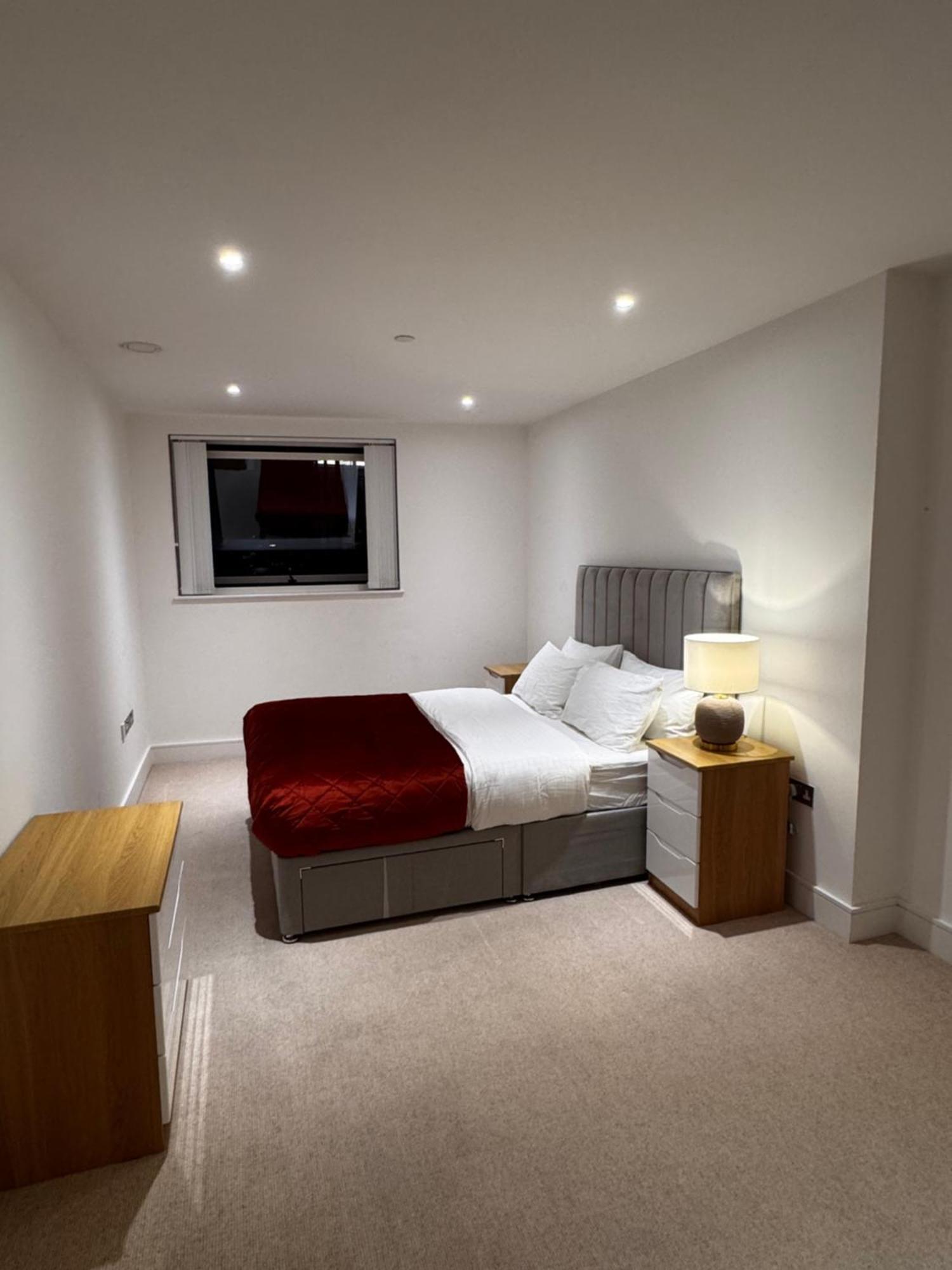 Riverside Apartment London