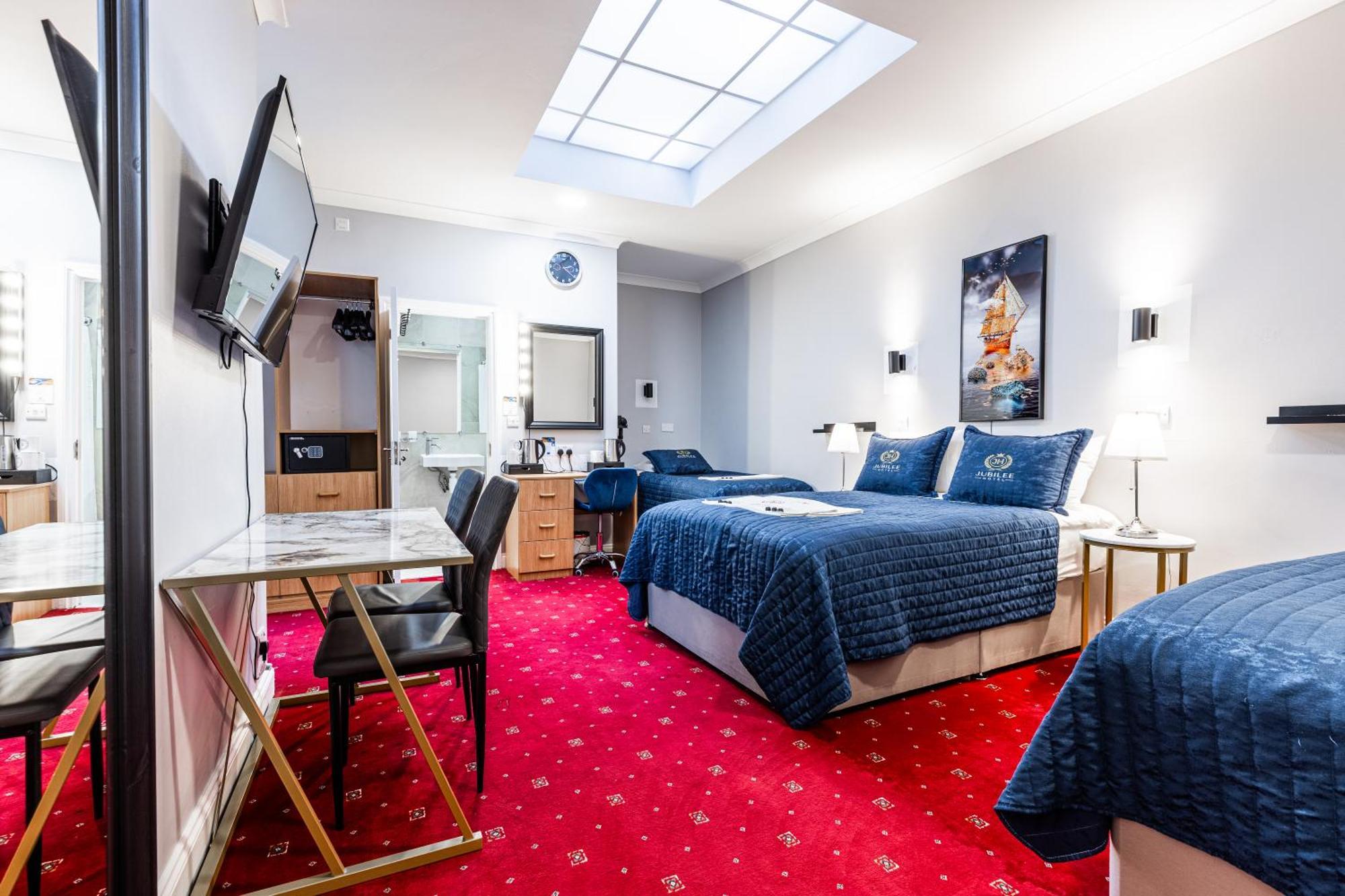Jubilee Victoria Hotel 3*