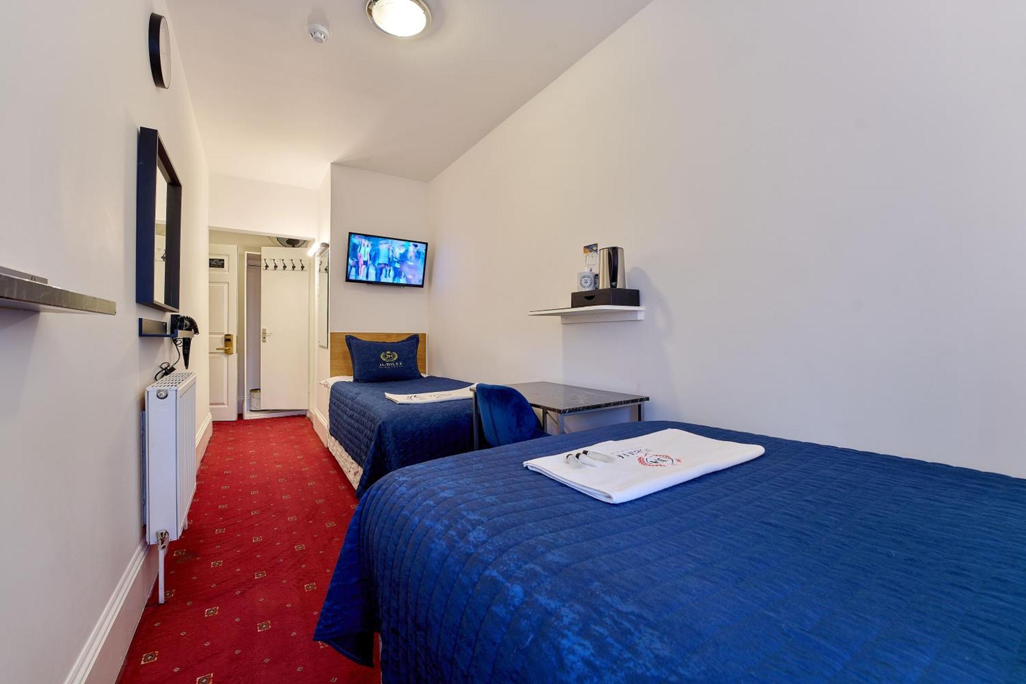 Hotel Jubilee Victoria 3*