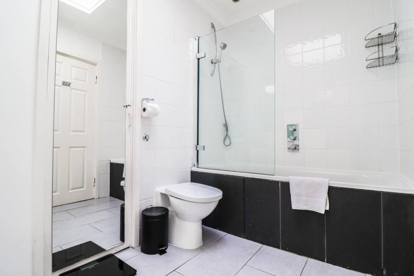 Hyde Park Luxe 2br - 4min Walk Paddington Station Apartment