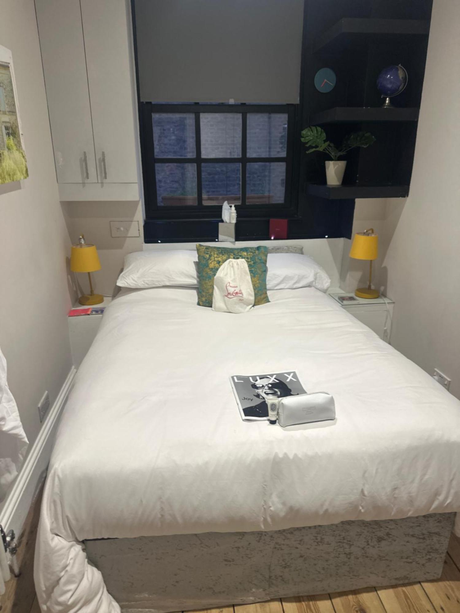 Tower Bridge Shad Thames Chiq Gated Parking * London