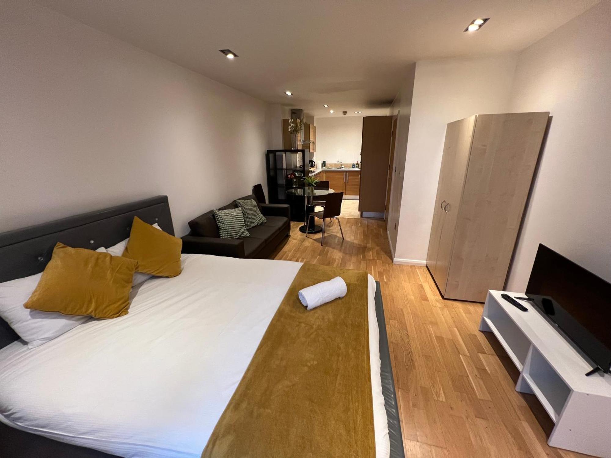 Canary Wharf O2 Arena Excel Greenwich Apartment London