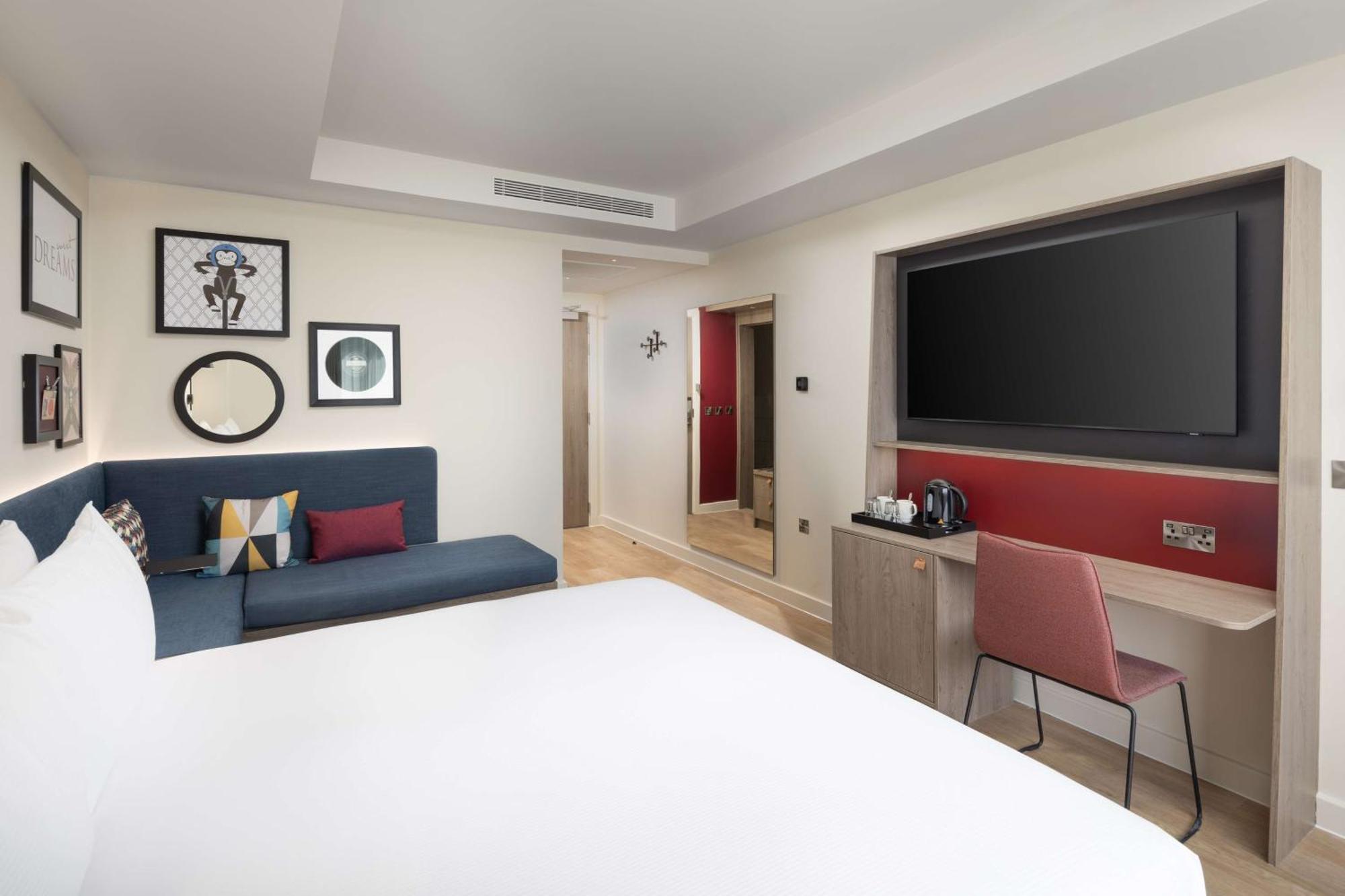 Hampton By Hilton Hotel London