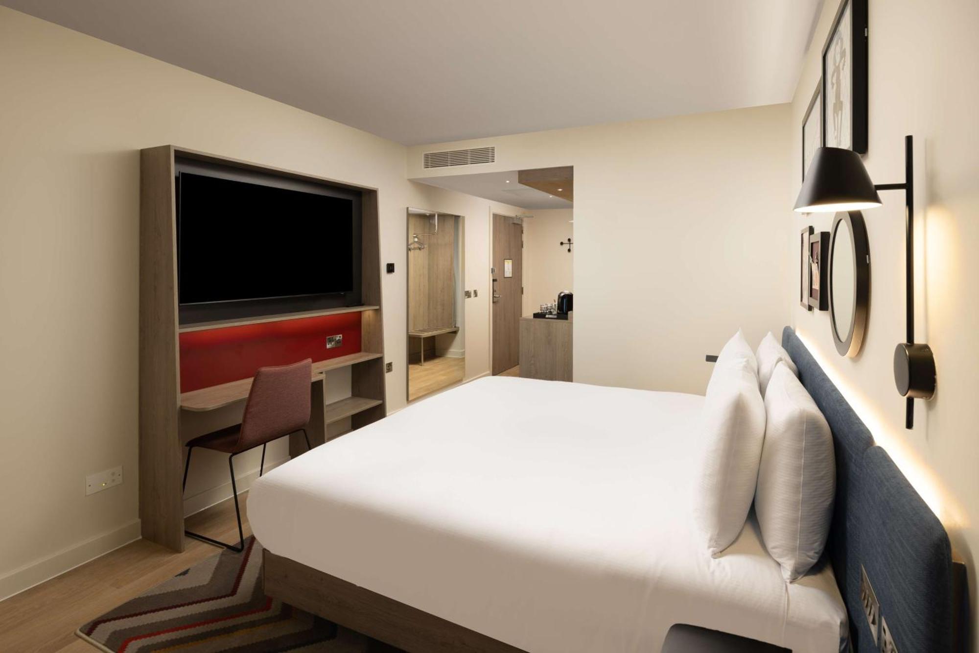 Hampton By Hilton London