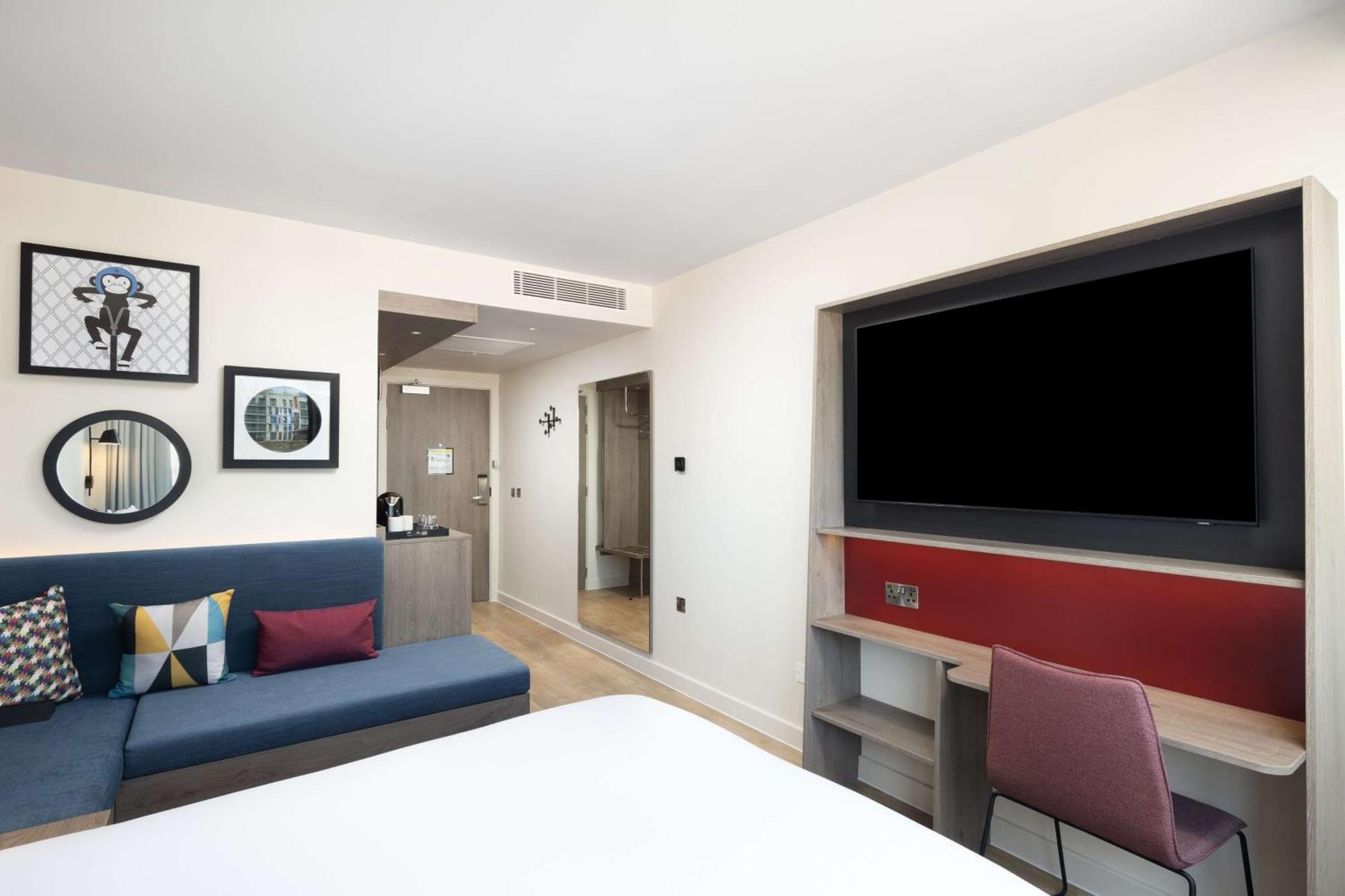 Hampton By Hilton