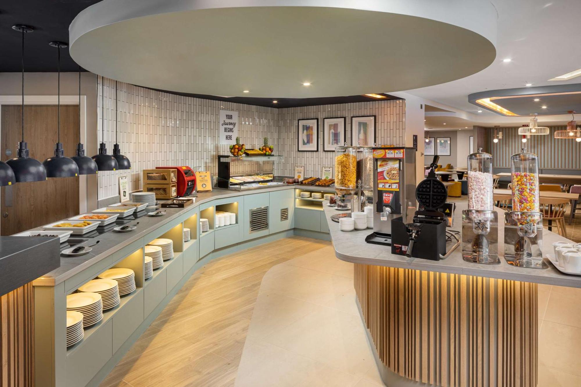 Hampton By Hilton Hotel 4*