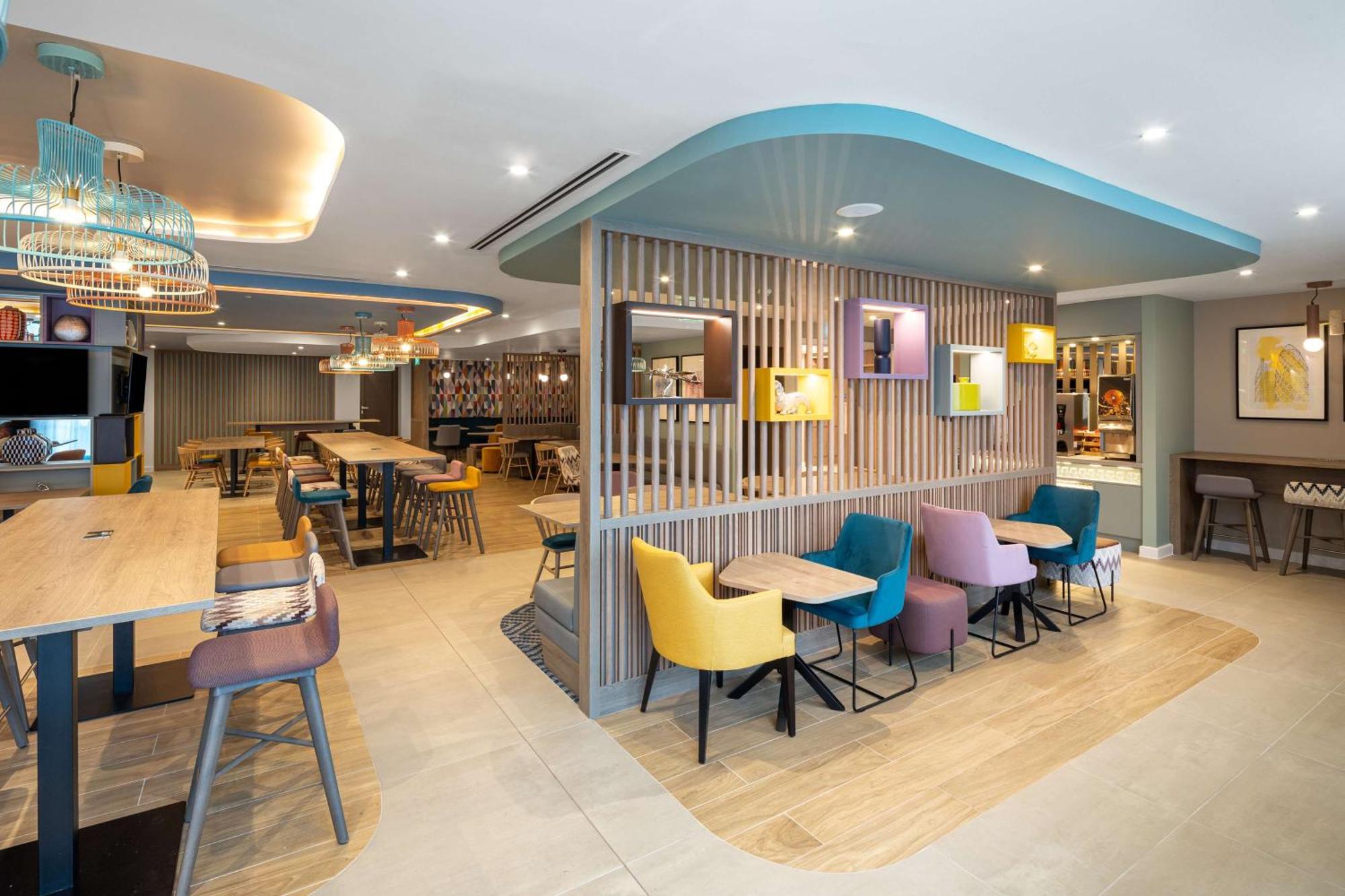 Hampton By Hilton Hotel 4*