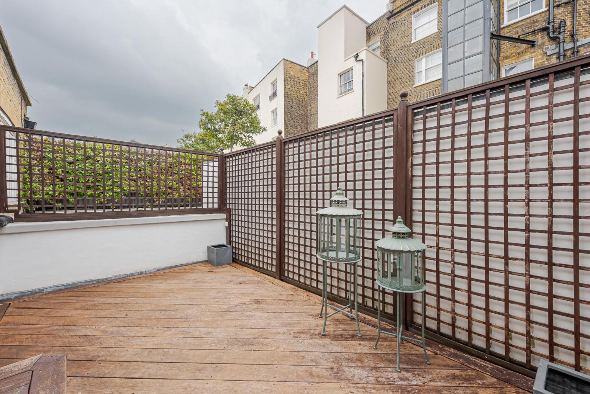 Luxury Belgravia 3br House With Skylights, Ac And Garage Parking