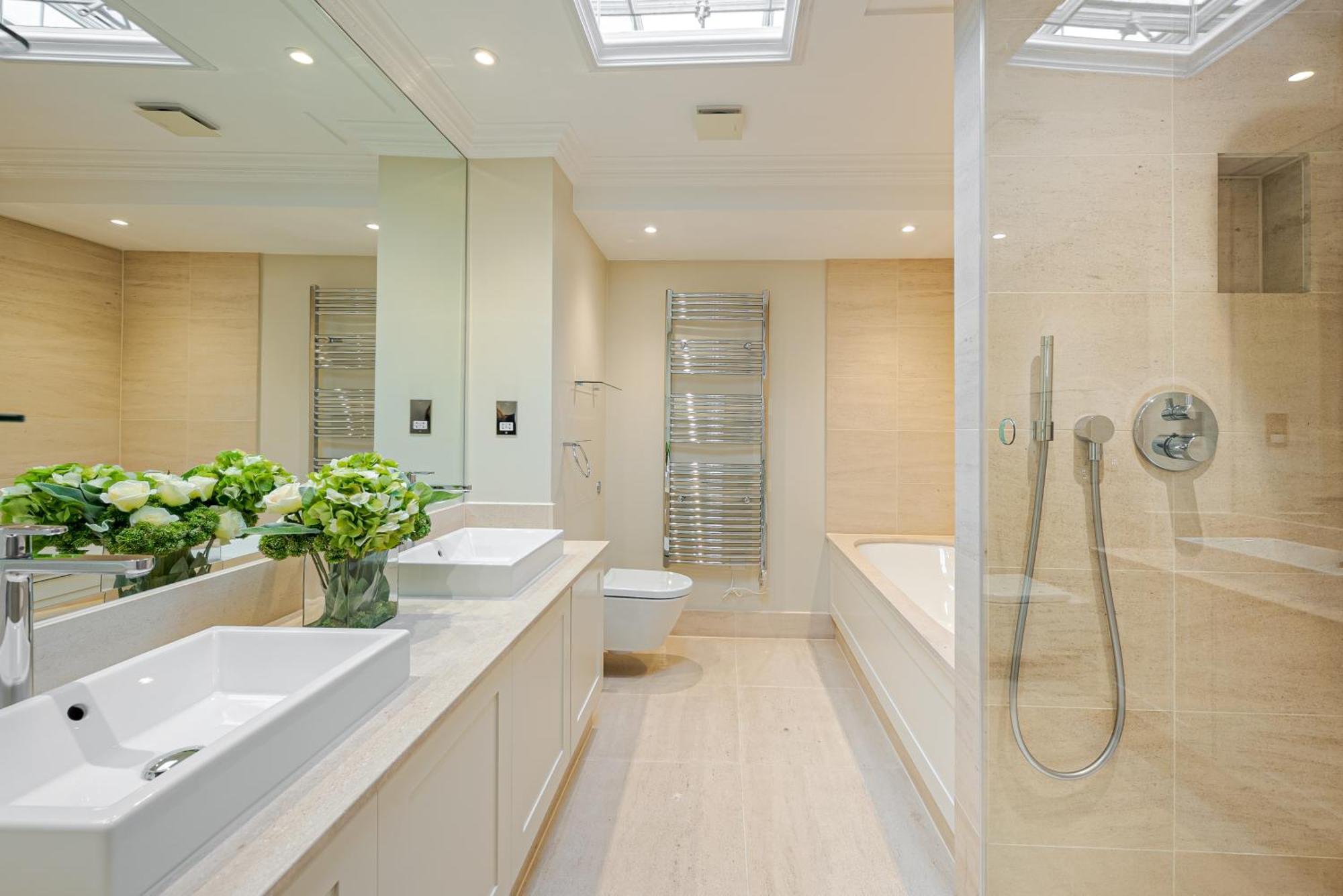 Exclusive 3br Mews In Belgravia With Ac And Garage Parking * London