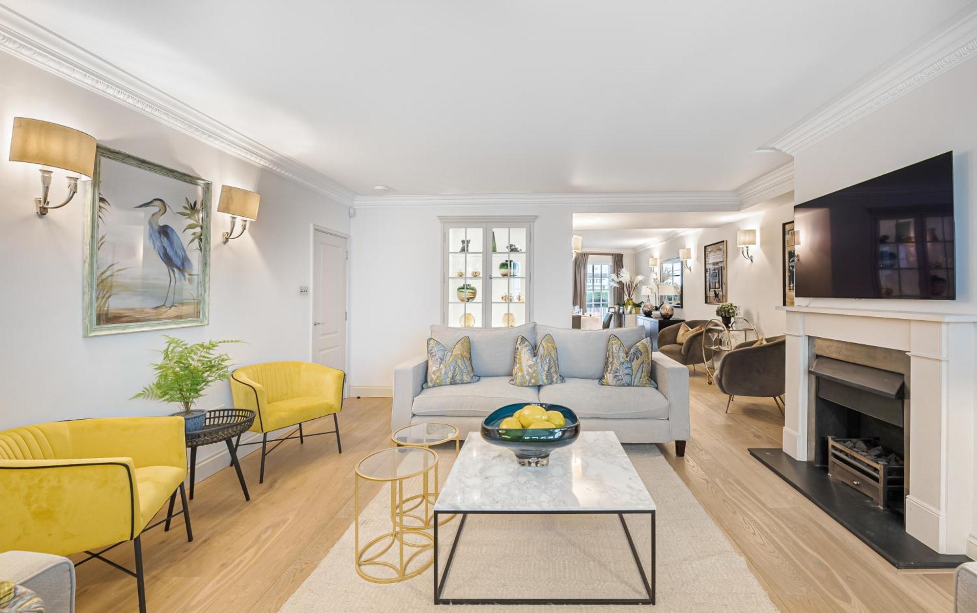 Luxury Belgravia 3br House With Skylights, Ac And Garage Parking * London