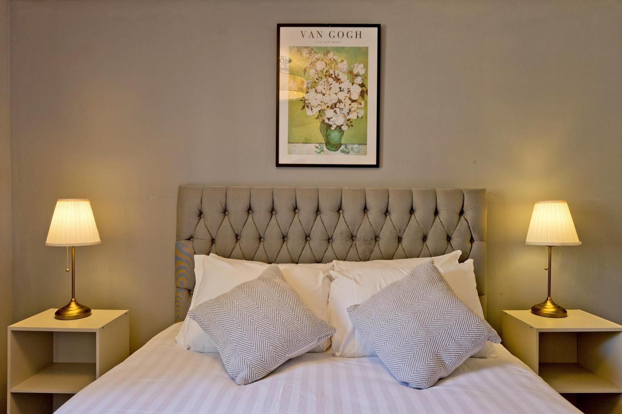 Apartment Imperial Meridian Place London