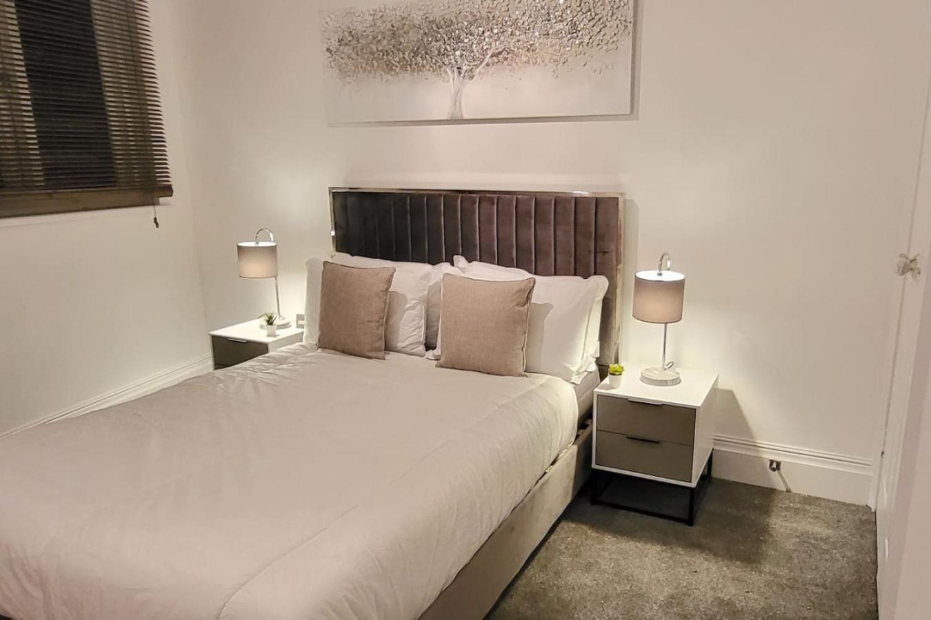 Stunning 2 Bedroom In Canary Wharf * London