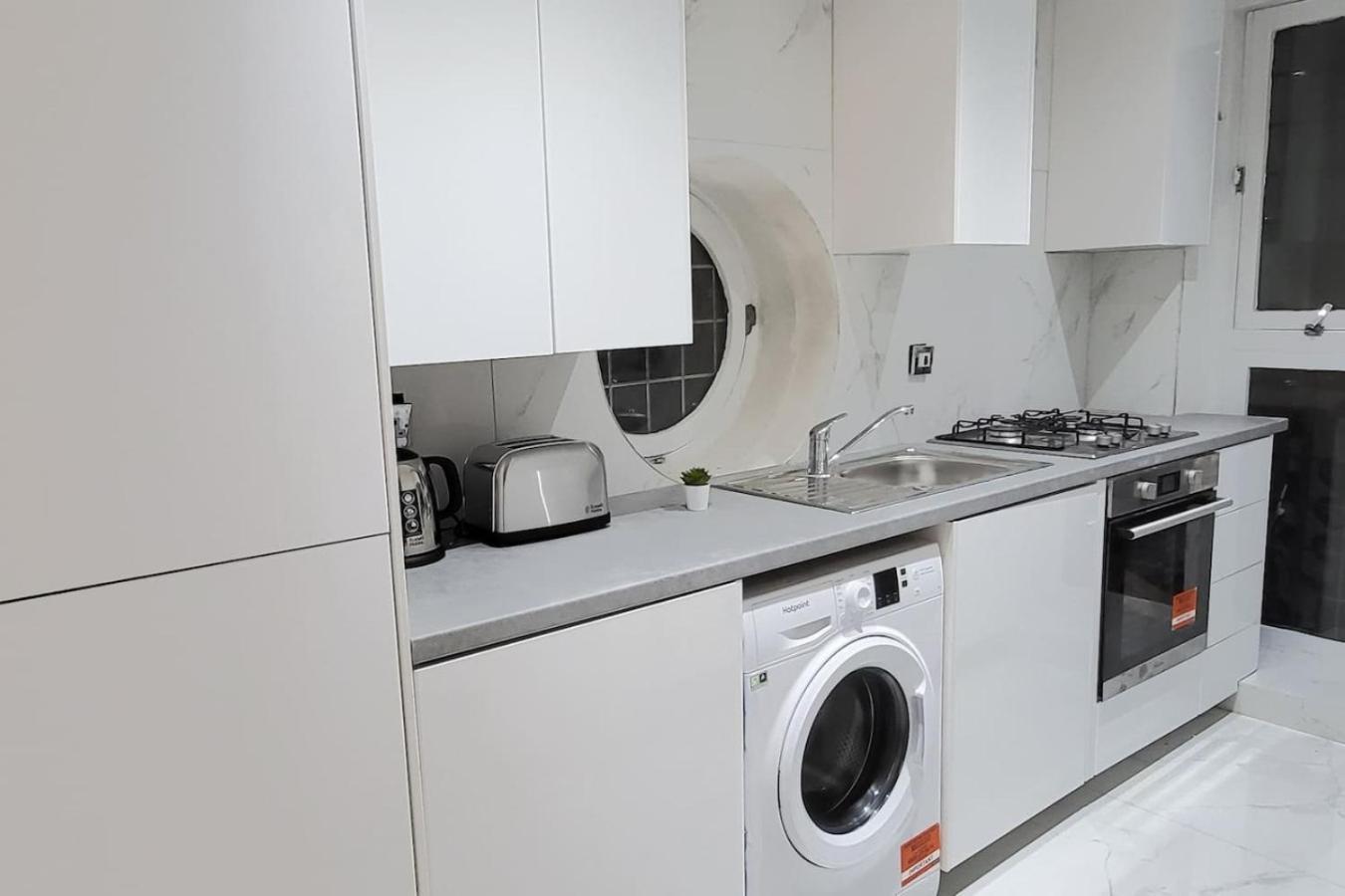 Stunning 2 Bedroom In Canary Wharf Holiday home