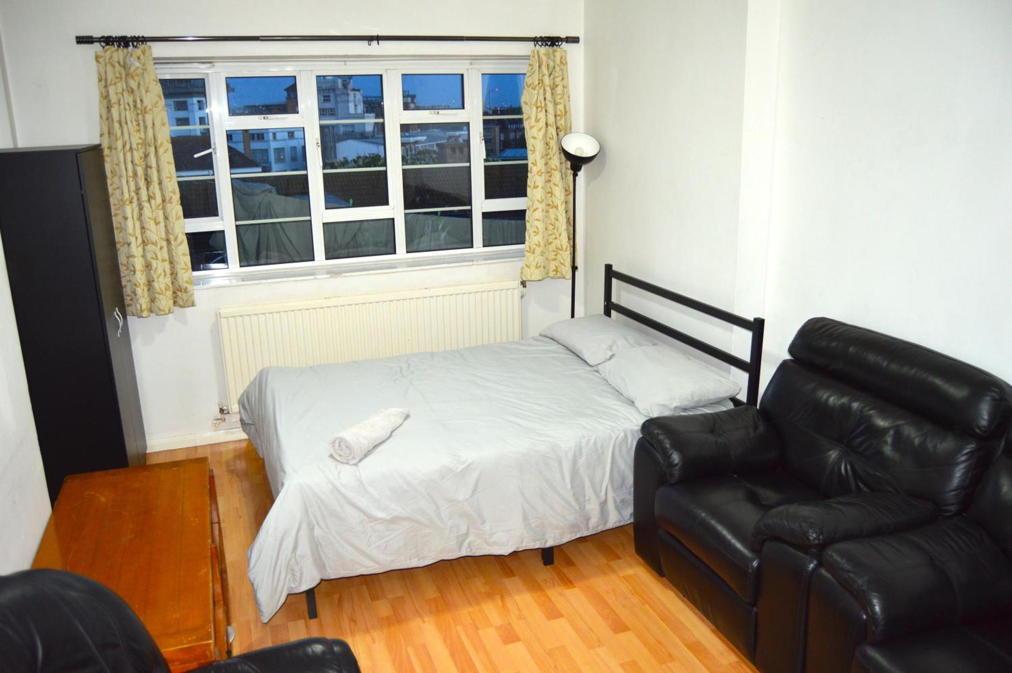 Homestay Edgware Road London