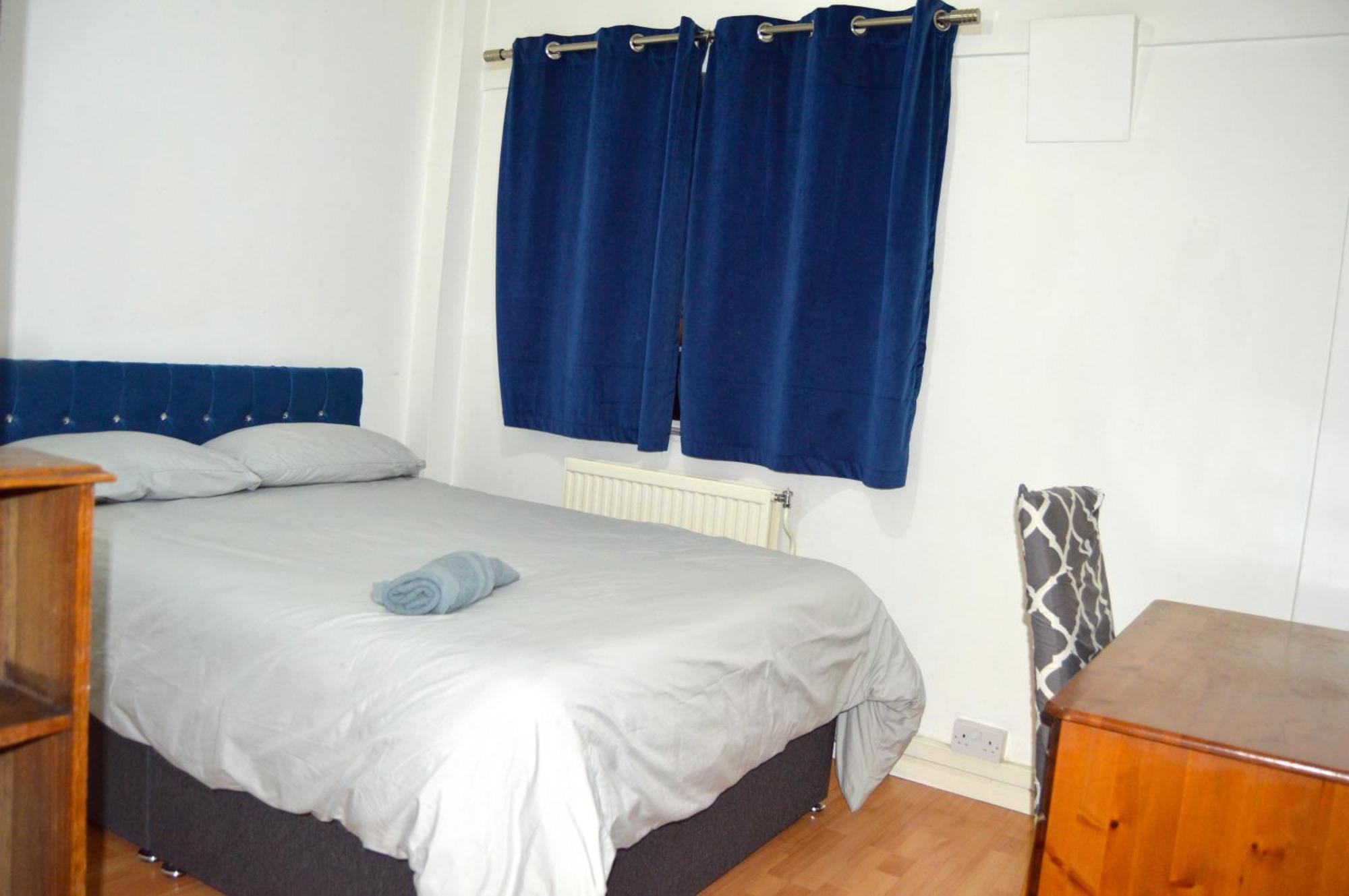 Edgware Road Homestay *