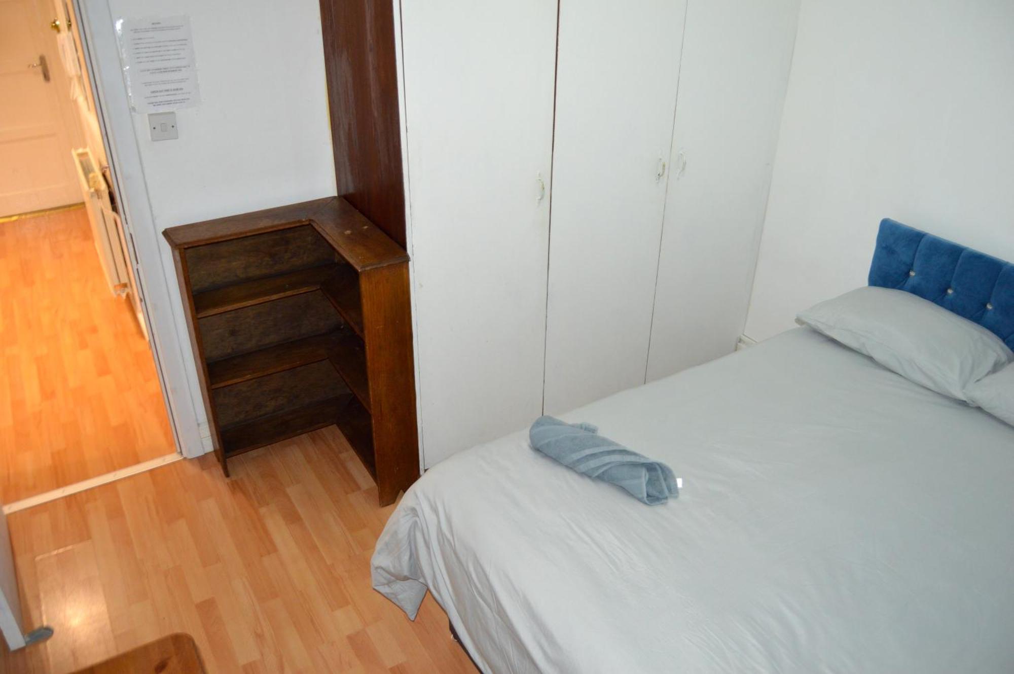 Homestay Edgware Road London