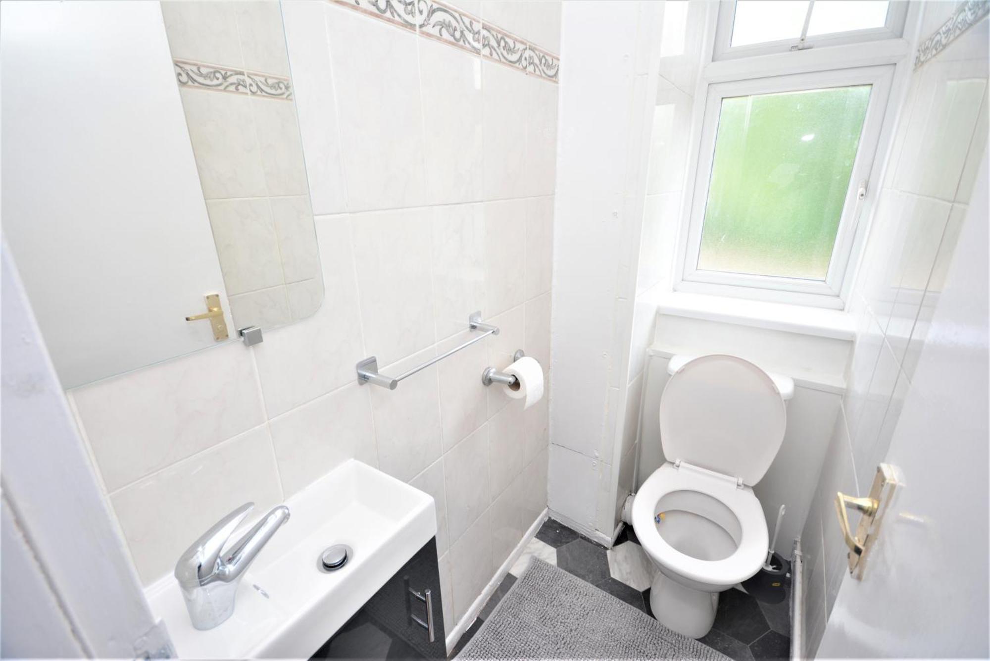 Lovely 2 Bedroom In Greater * Londen