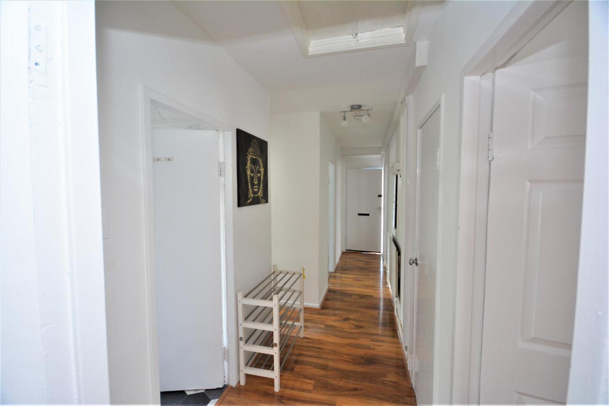 Lovely 2 Bedroom In Greater * Londen