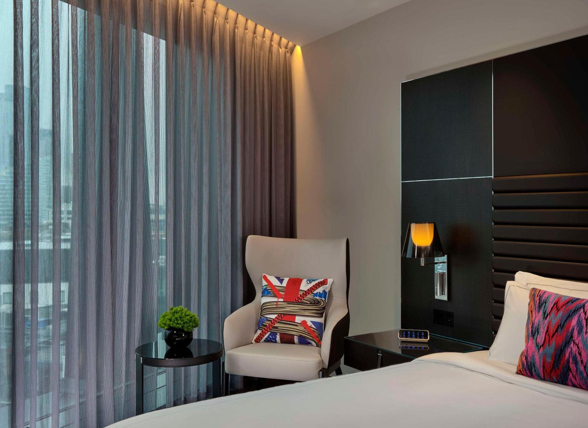 Art'otel Hoxton, Powered By Radisson 4*