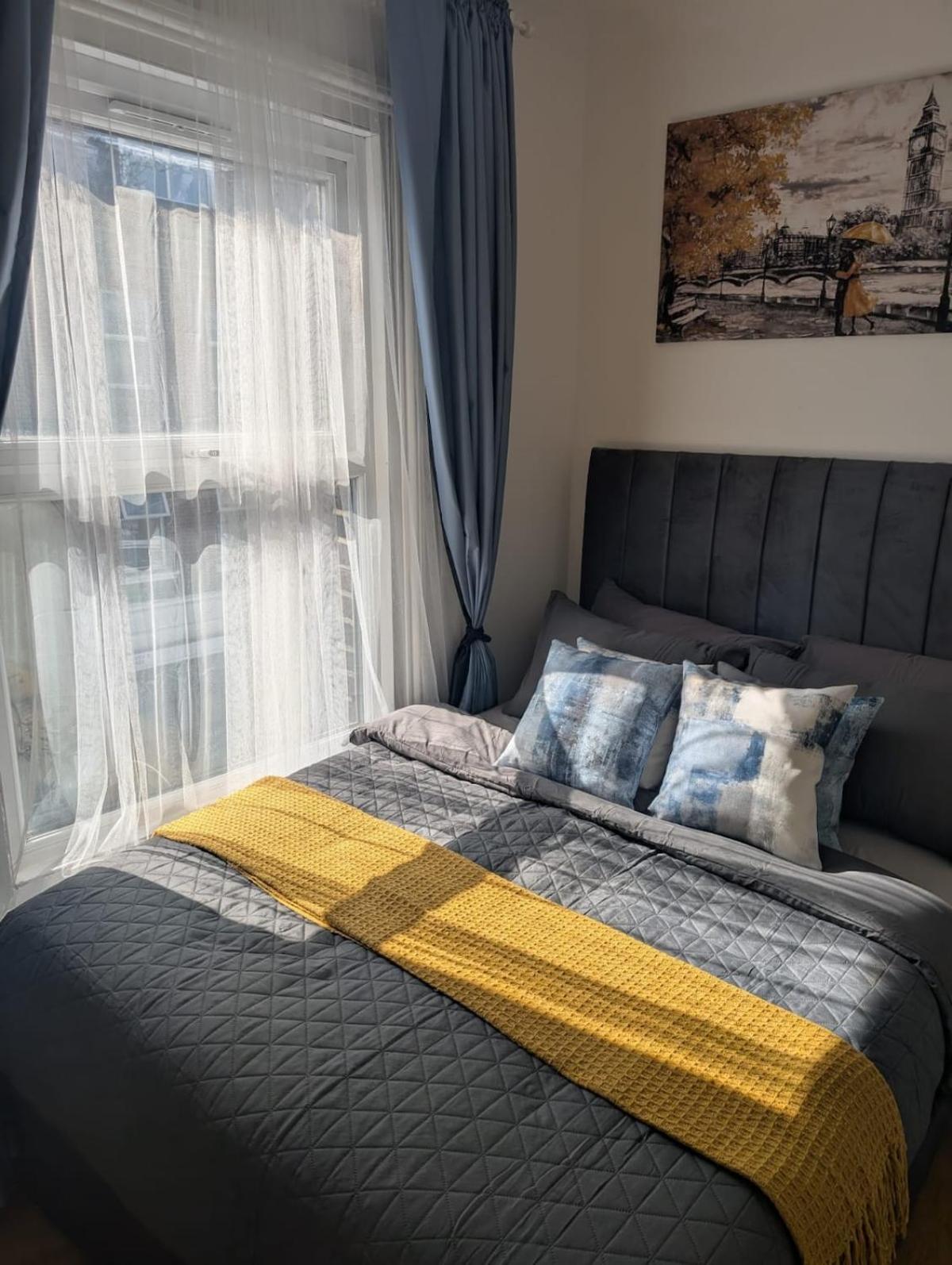 Apartamento Spacious 2b Zone 2 Sleeps 4 F5 Londres