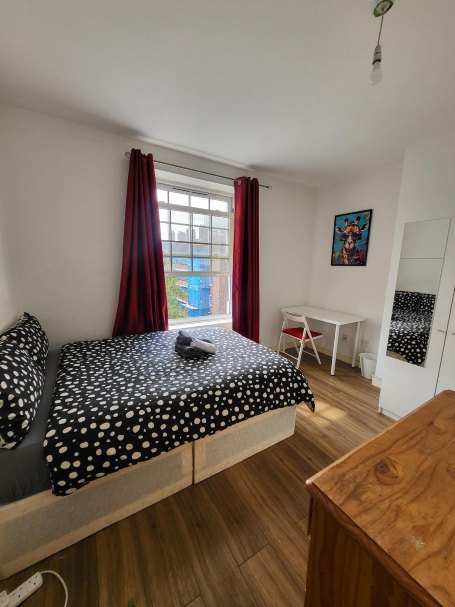 Appartement Marvellous For 8 People In Battersea - Zone 1, 3 Min Walking From The Main Station Londen