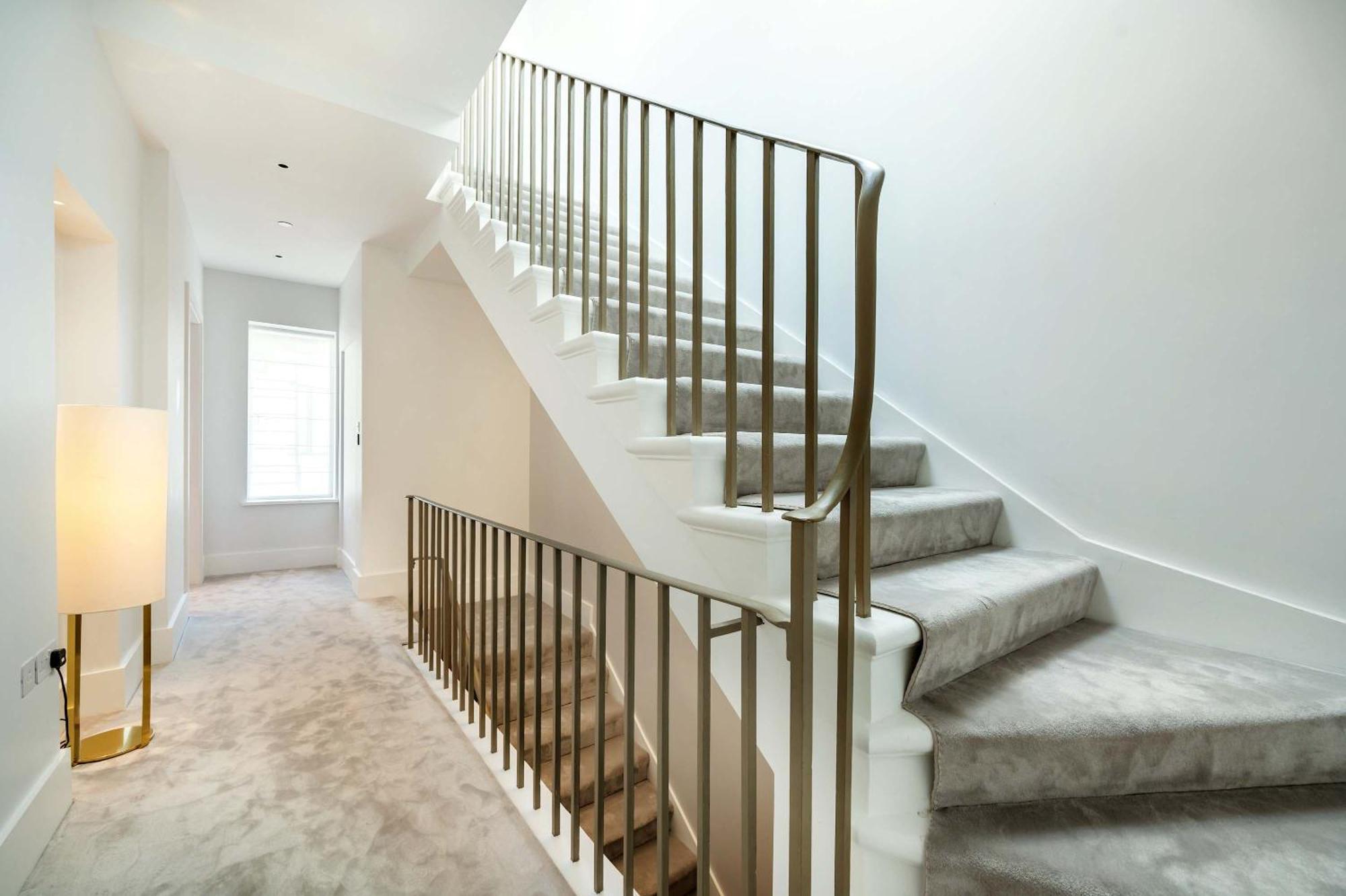 Apartment Fitzrovias 3 Bedroom 4 Bathroom Penthouse With Terrace Aircooling And Lift
