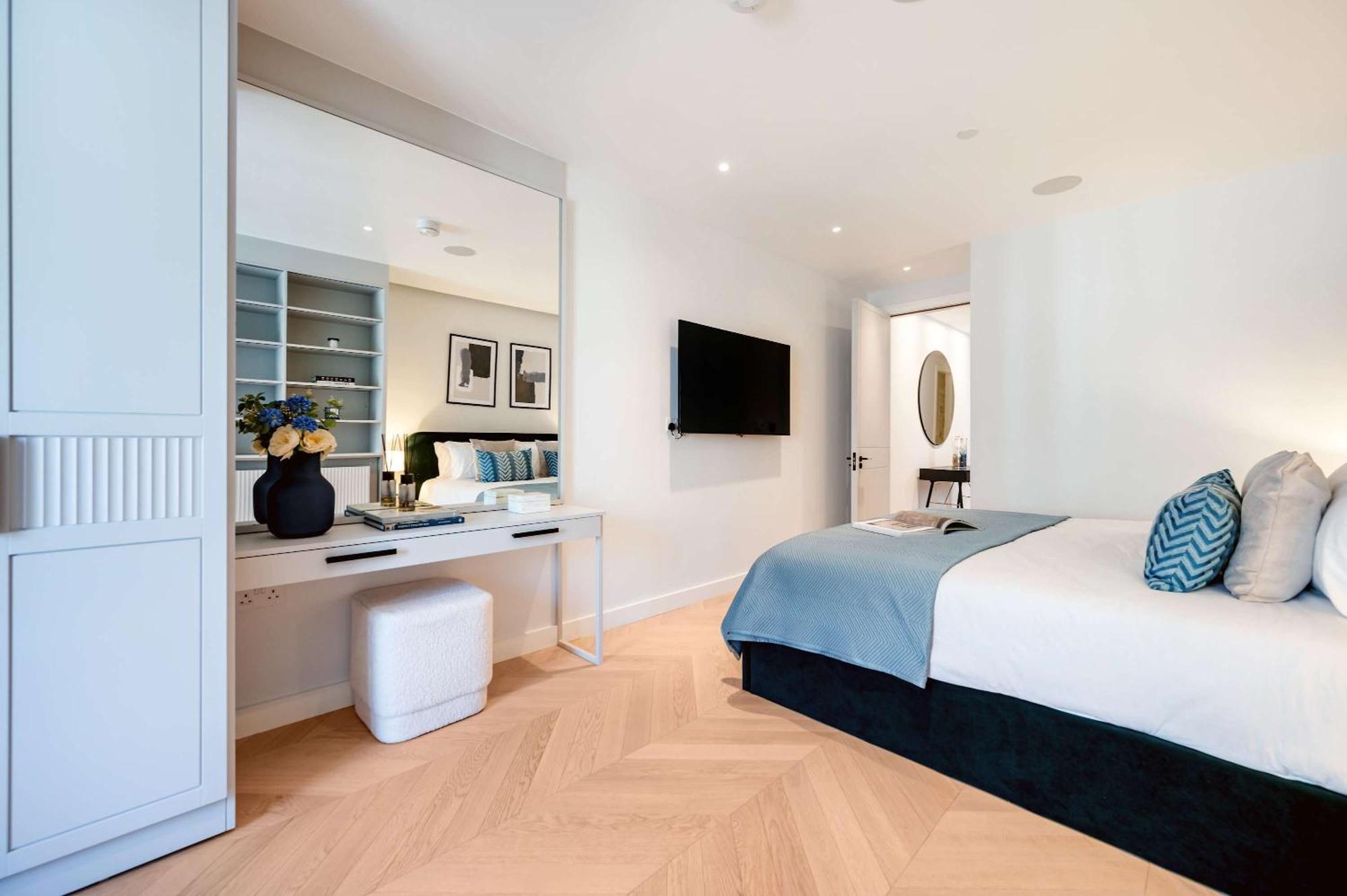 Fitzrovias 3 Bedroom 4 Bathroom Penthouse With Terrace Aircooling And Lift Apartment