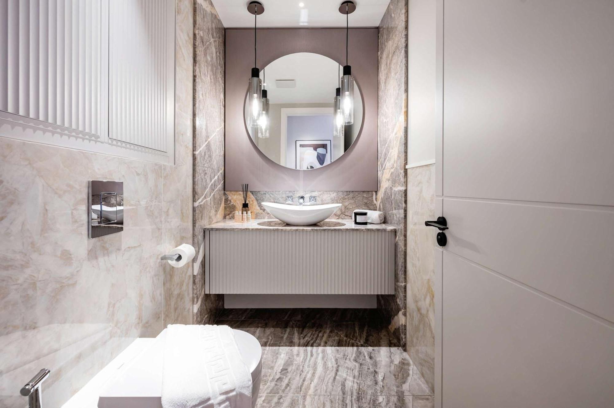 Fitzrovias 3 Bedroom 4 Bathroom Penthouse With Terrace Aircooling And Lift *