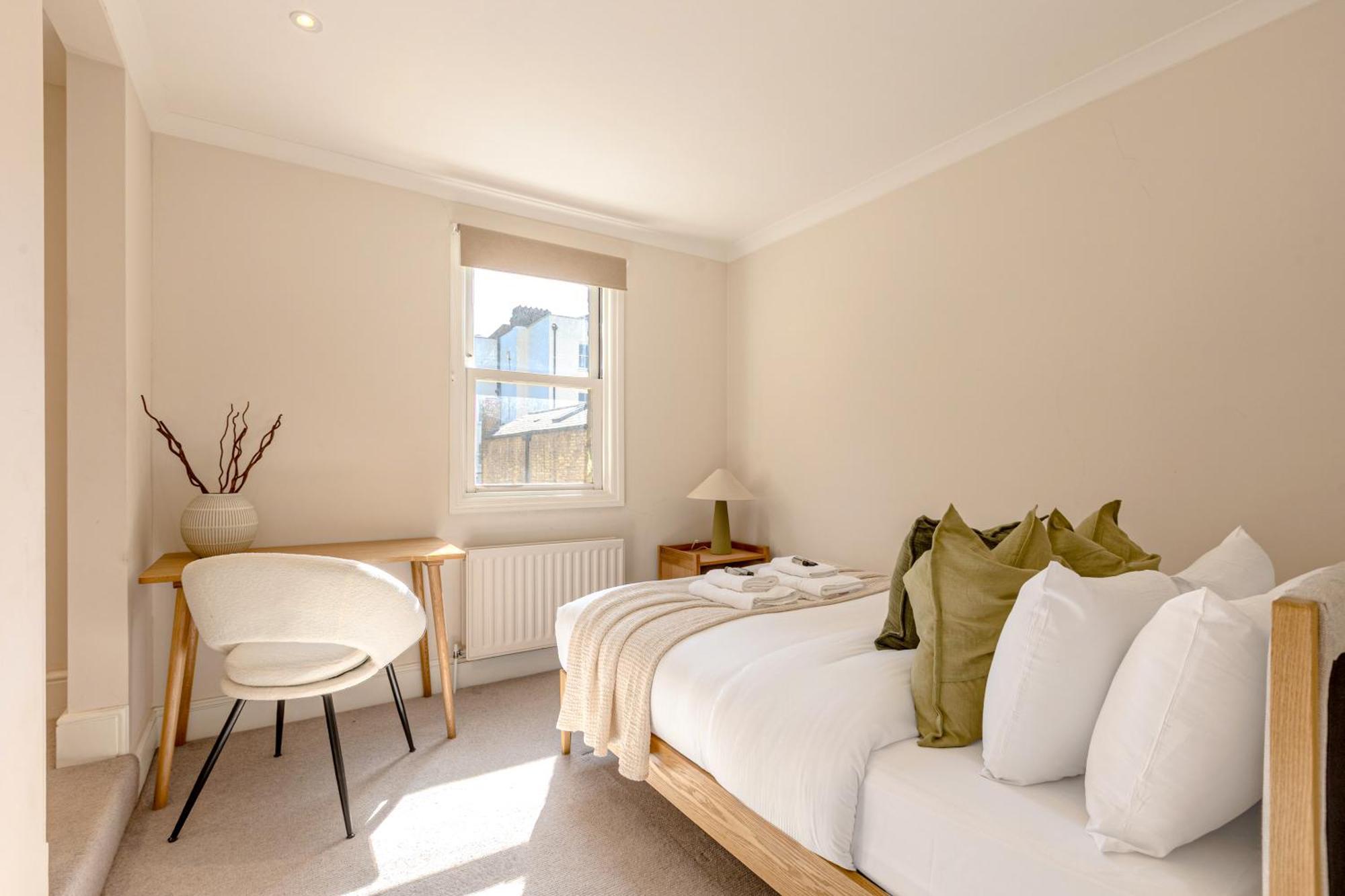 Normand Gardens, Greyhound Road, W14 9sb London