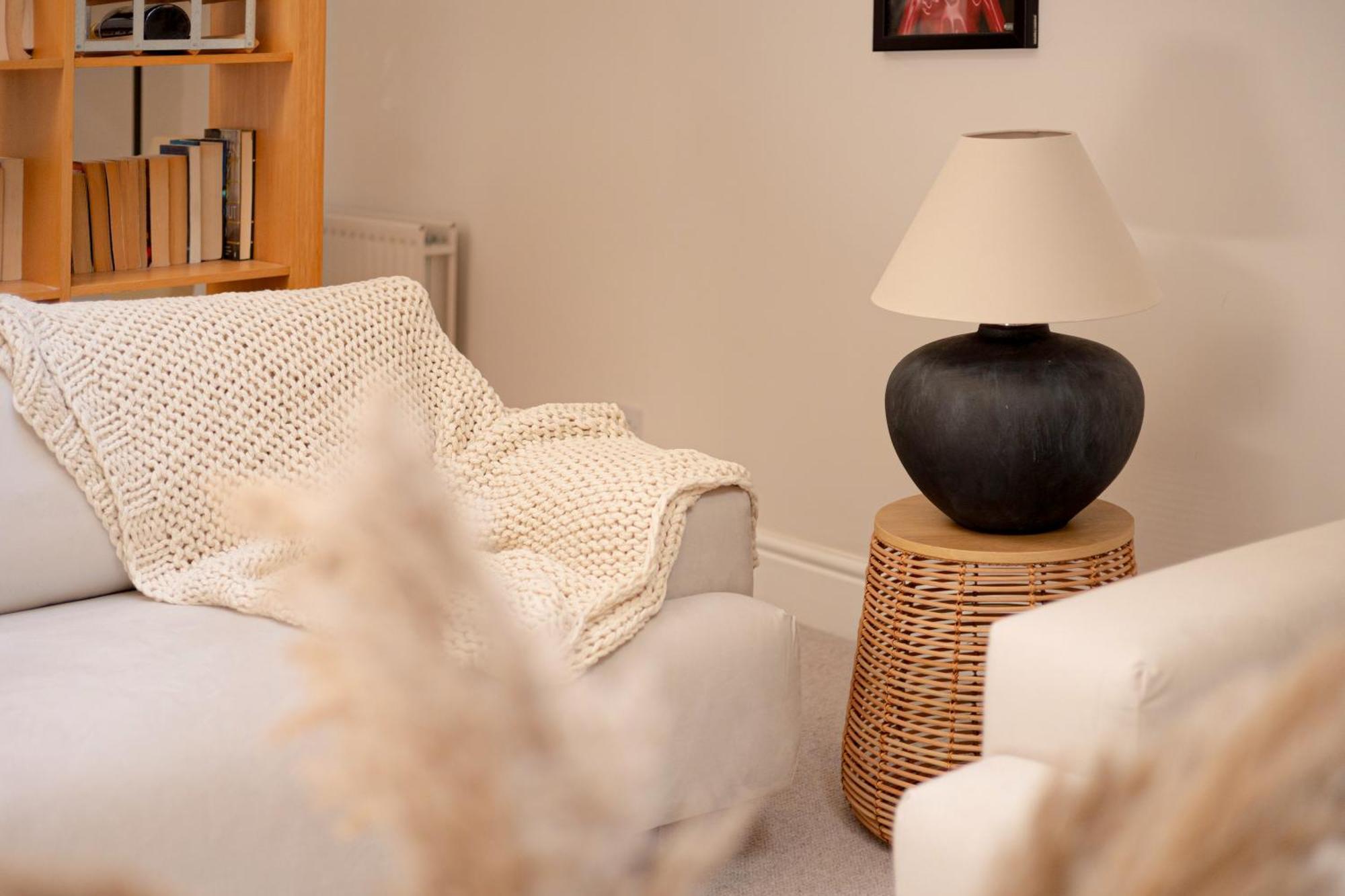 Normand Gardens, Greyhound Road, W14 9sb Apartment *