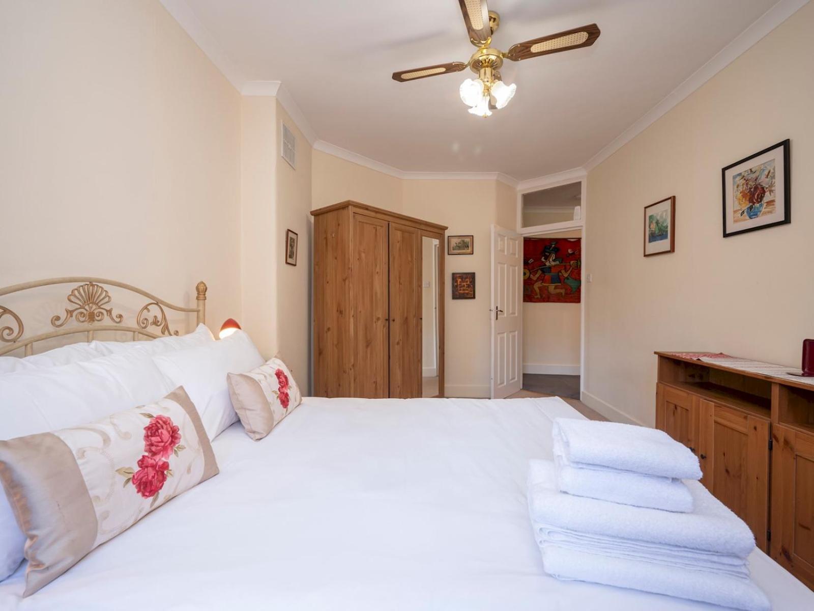 Apartment Elegant Bloomsbury Flat In Historic Pass The Keys London