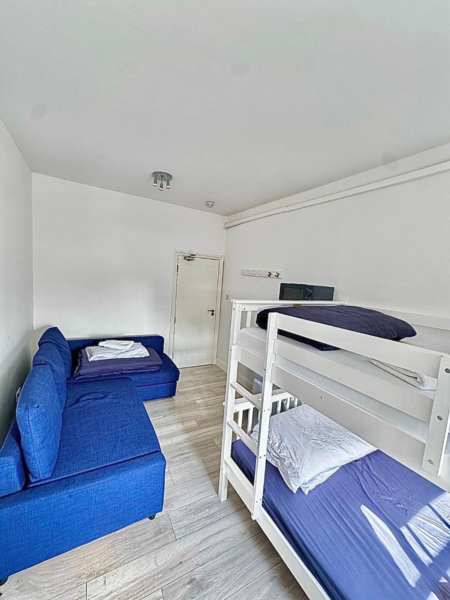 Willesden Guest house London