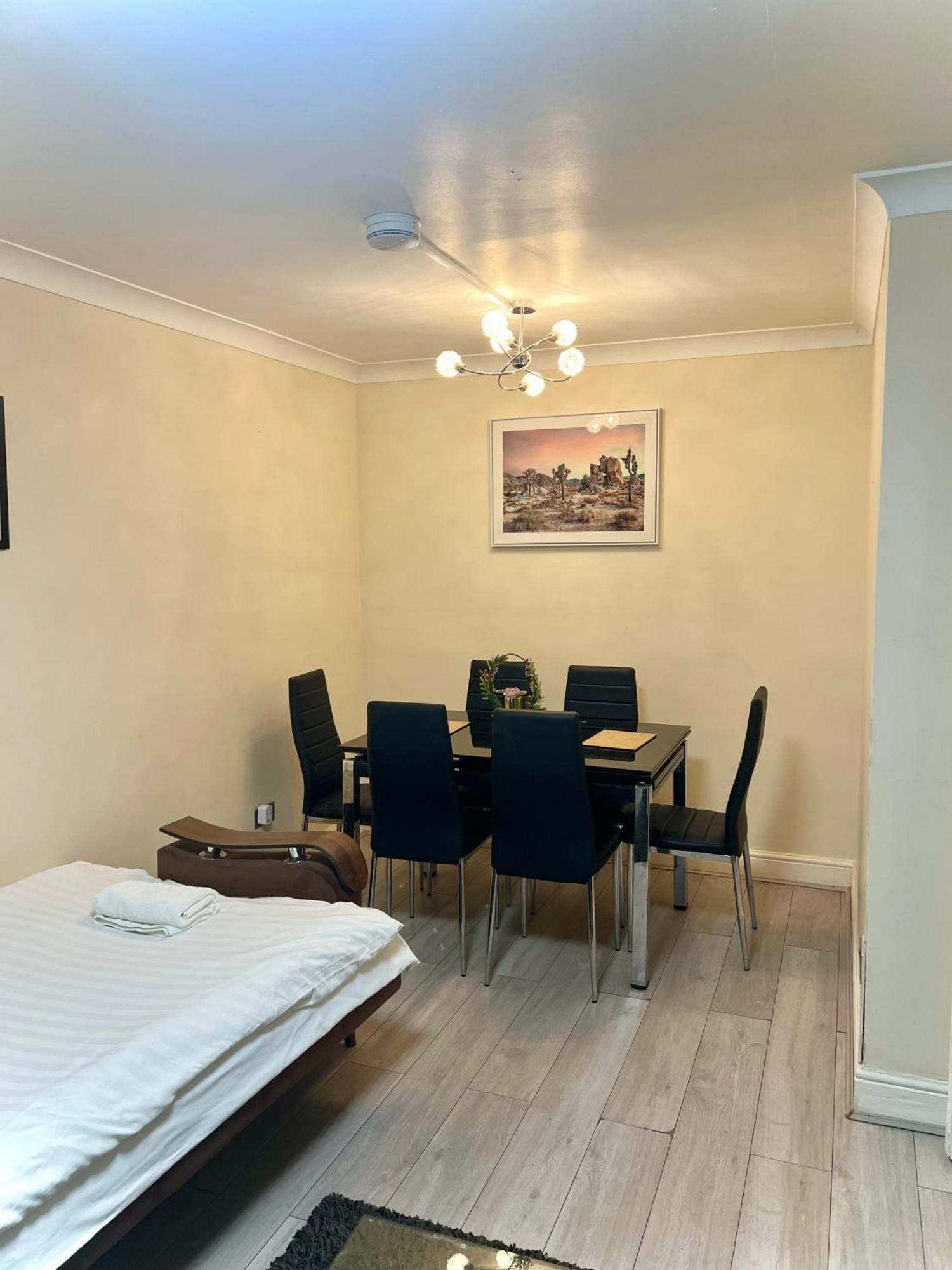 Сasa de vacaciones Cosy Retreat Near Tower Bridge *