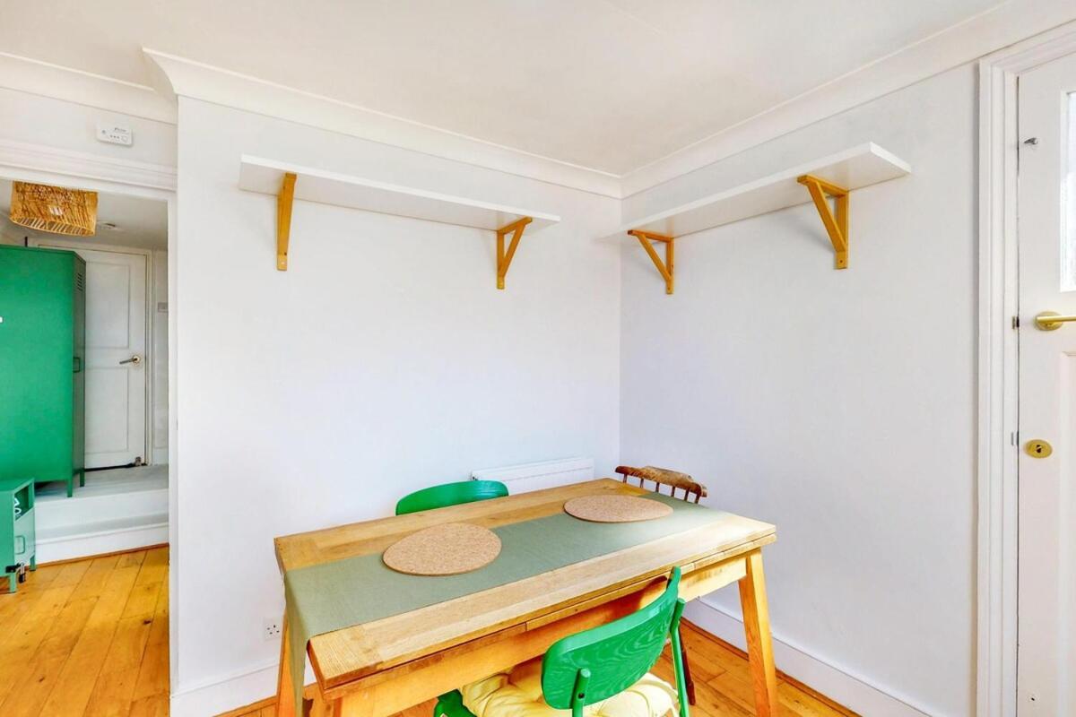 Bright 1-bedroom Flat With Great Transport Links Apartment *