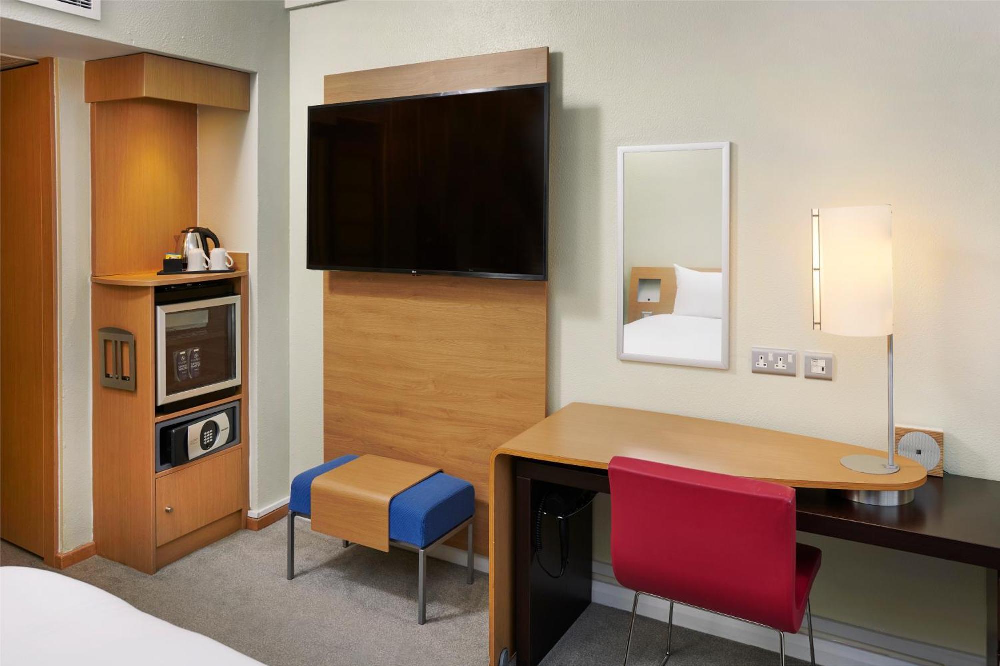 Hotel Novotel West