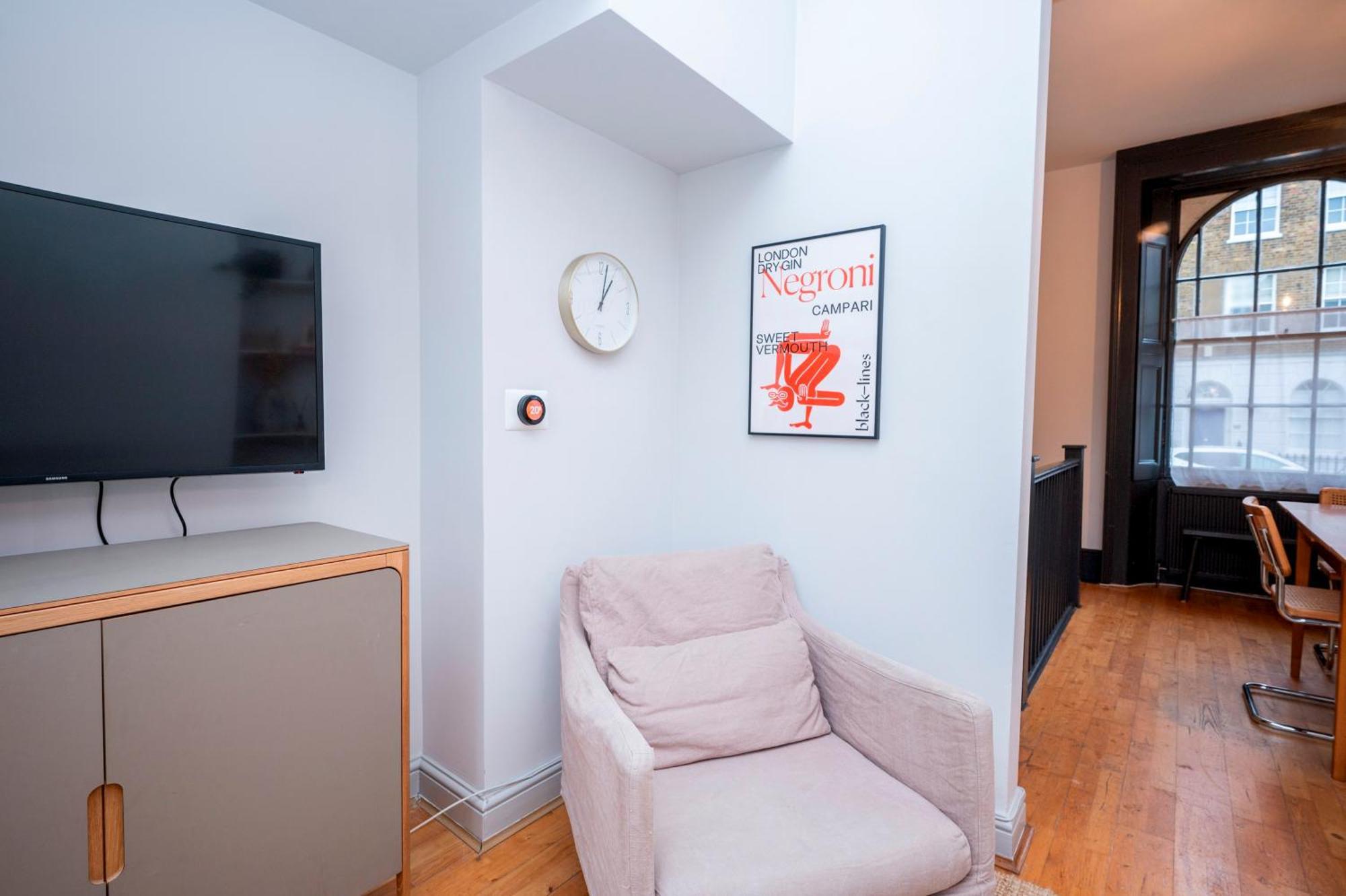 Pass The Keys Luxury Stylish Duplex With Private Garden Apartment
