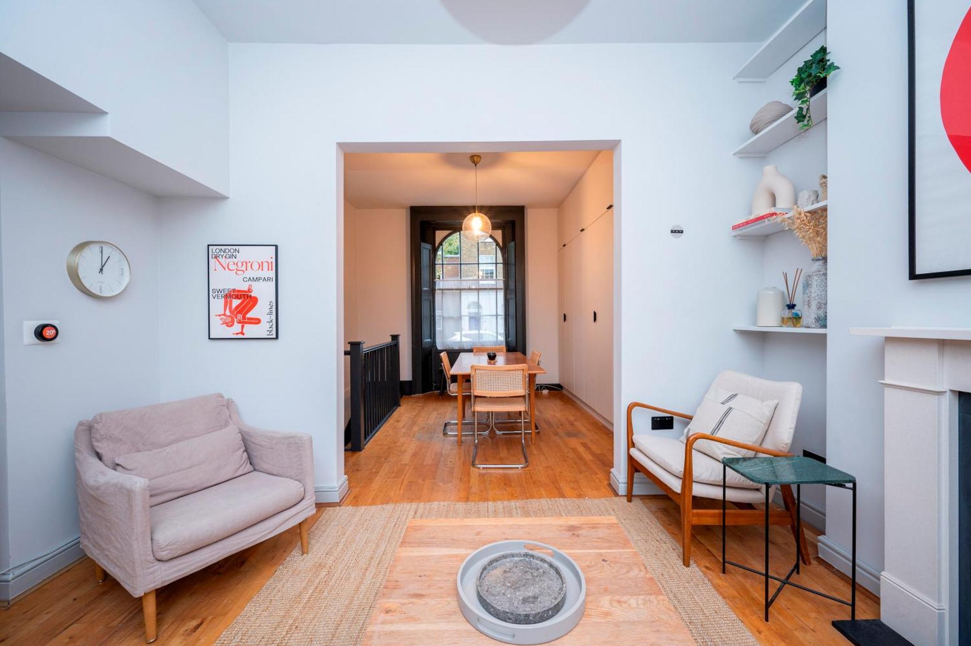 Pass The Keys Luxury Stylish Duplex With Private Garden Apartment
