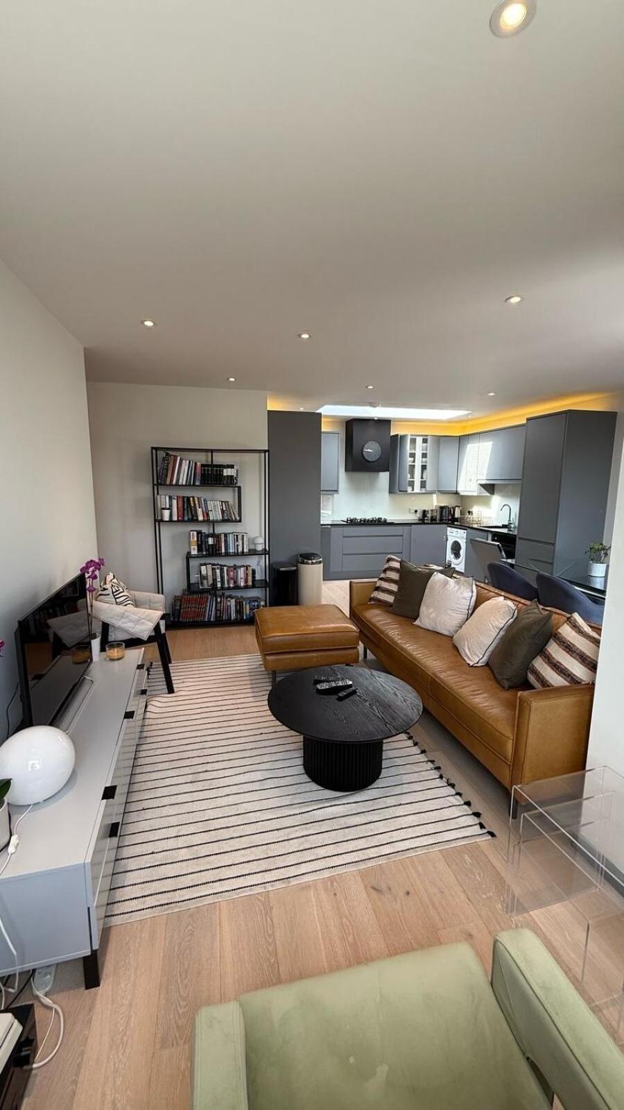 Amazing 2br Flat, Free Parking, By Battersea *